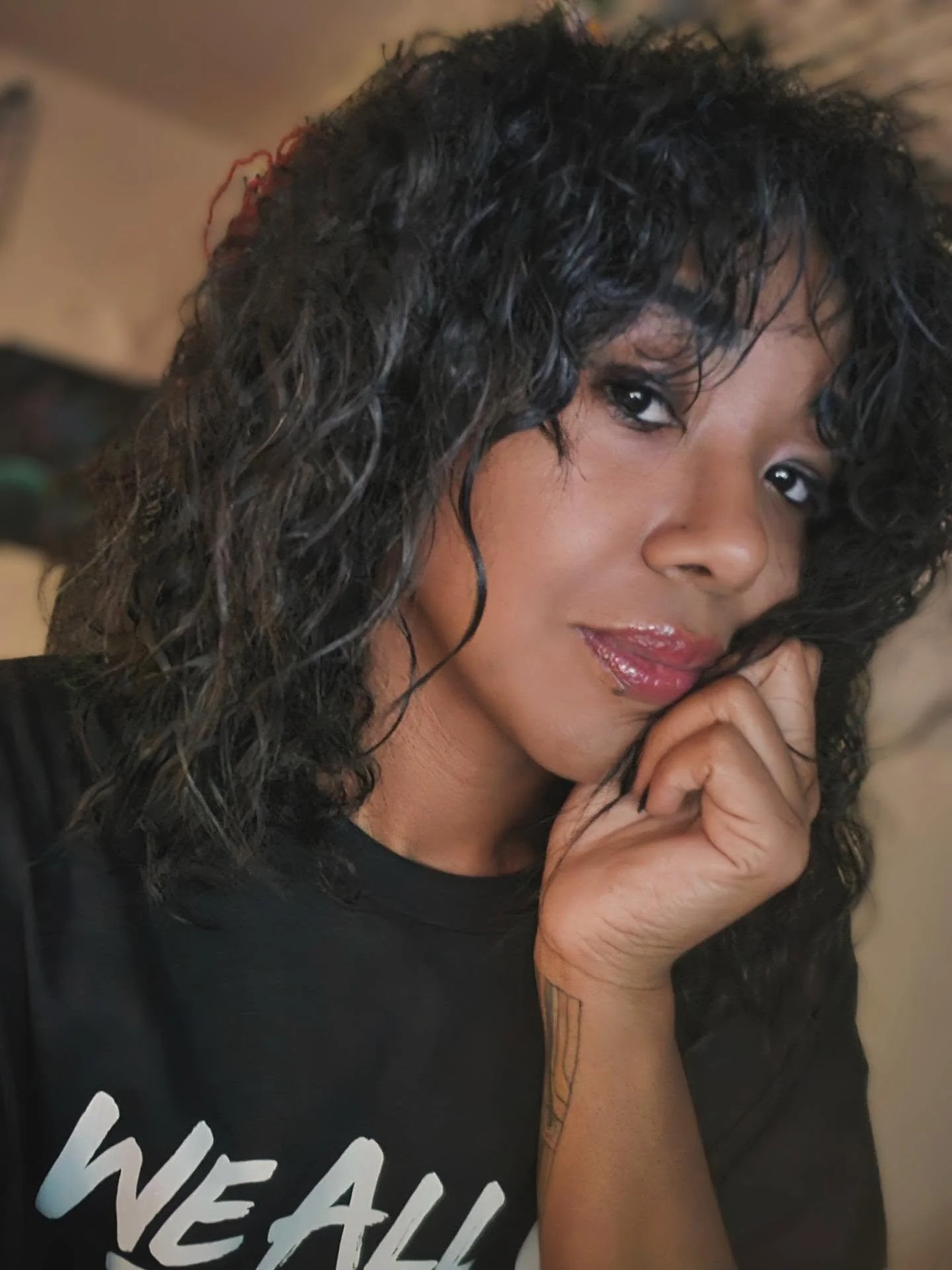 I cut my bangs recently....what do y'all think? 
Am I...chopped...
Tee hee..