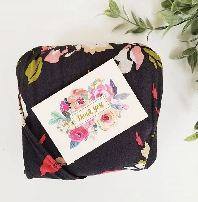 🎉 It's Friday
☀️ The sun is out
🌿 We've got some orders to package up and ship out
👗 We've got some thrifting to do
🌈 It's a magical start to the weekend
&bull;
&bull;
❤ We hope you all have a fabulous weekend!!