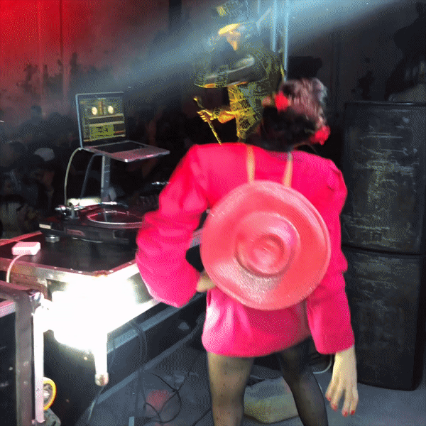 ezgif.com-video-to-gif.gif