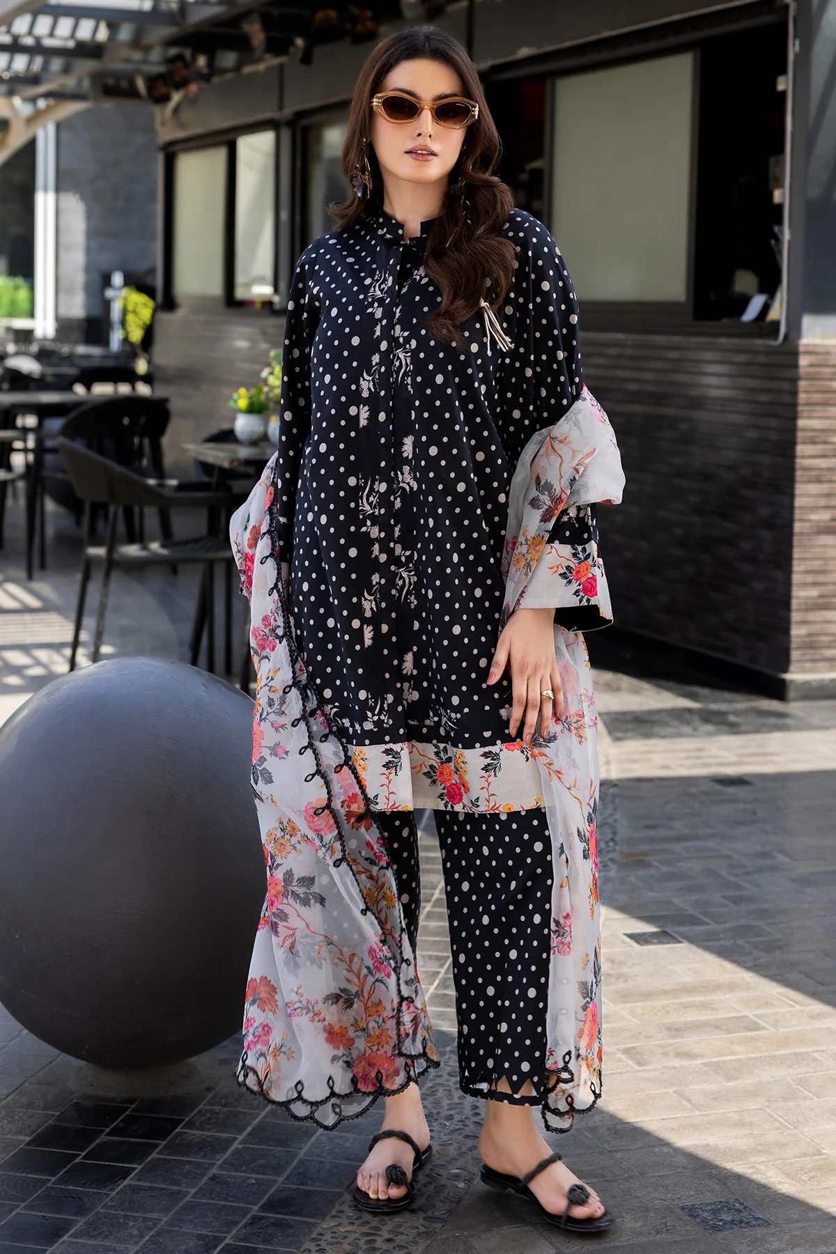 Pakistani 3-PC Unstitched Embroidered Lawn Collection ll 3-PC Embroidered Lawn Suit CPM-5-010 || Suit Latest Pakistani Punjabi Suits Salwar Kameez Designer wear.