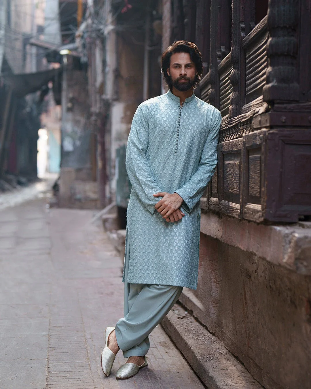 Pakistani Kurta Embroidered Karandi & Shalwar: Karandi Shalwar Suit Gezim-Fs-02 || Latest Pakistani Salwar Kameez.