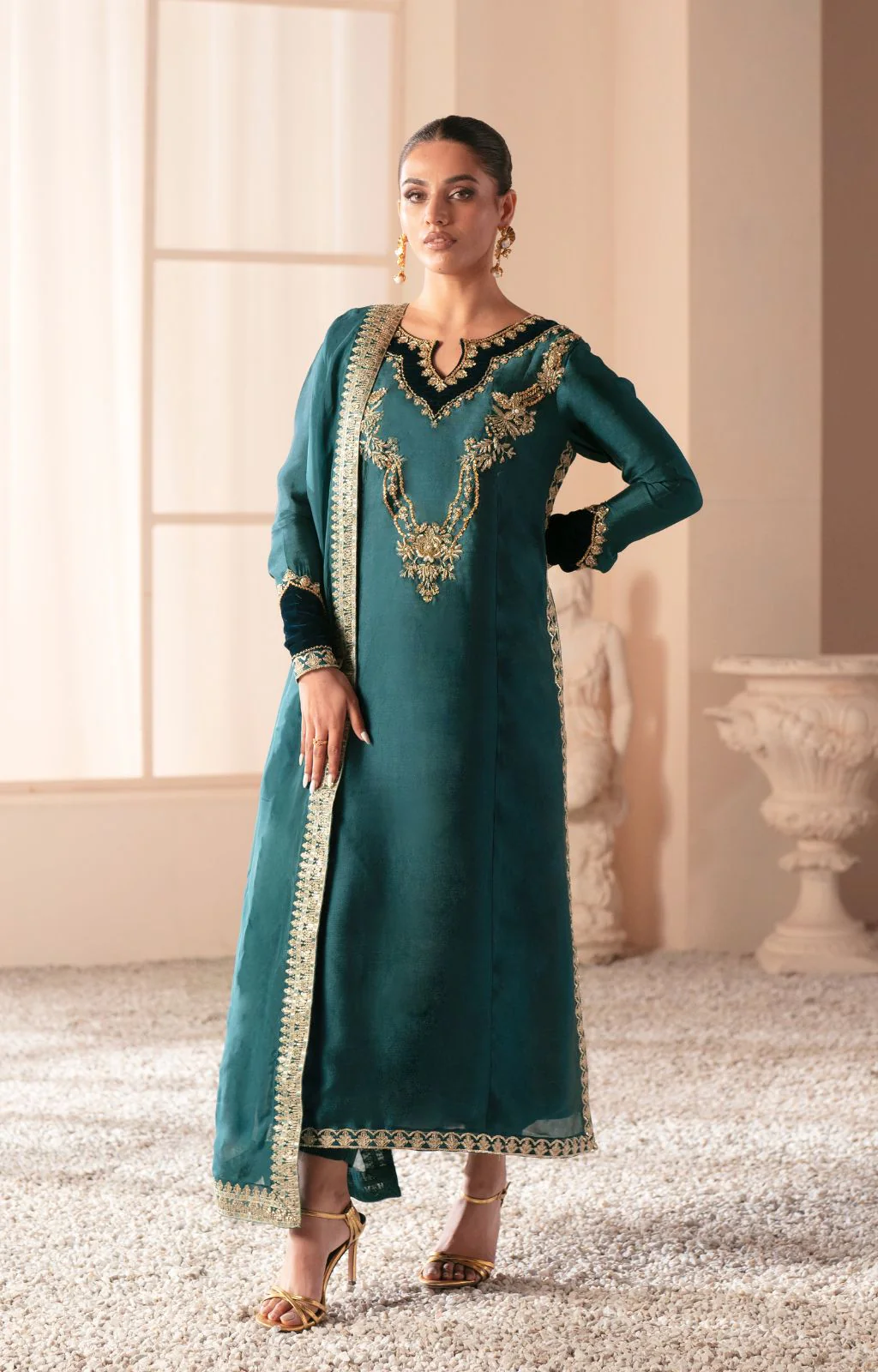 Pakistani Embroidered Unstitched 3-piece Suit Jade | Latest Pakistani Punjabi Suits Salwar Kameez Designer Wear.