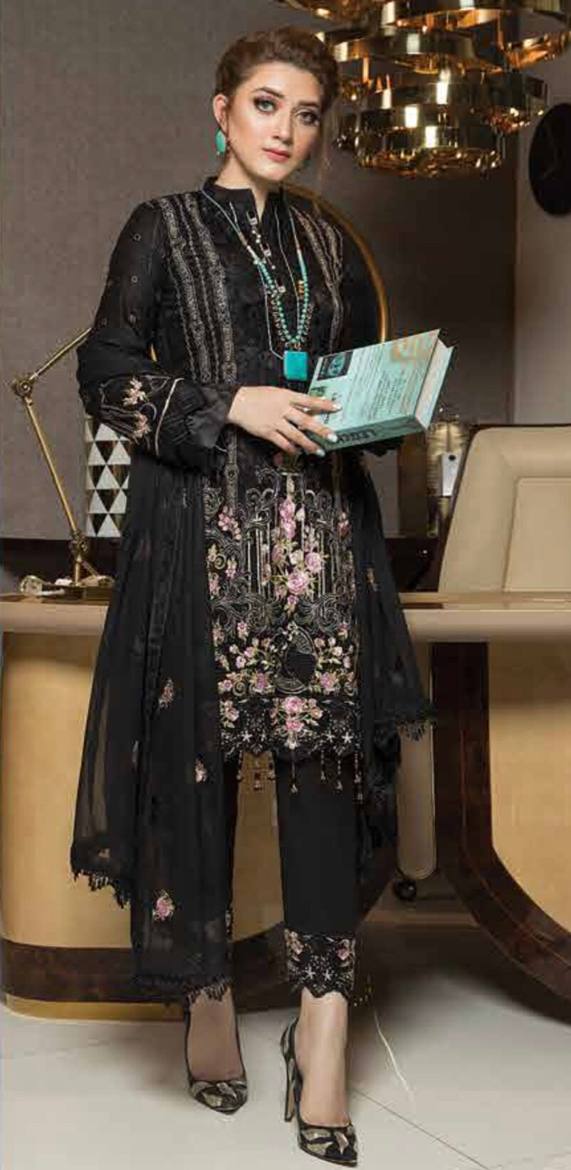 black designer dresses pakistani