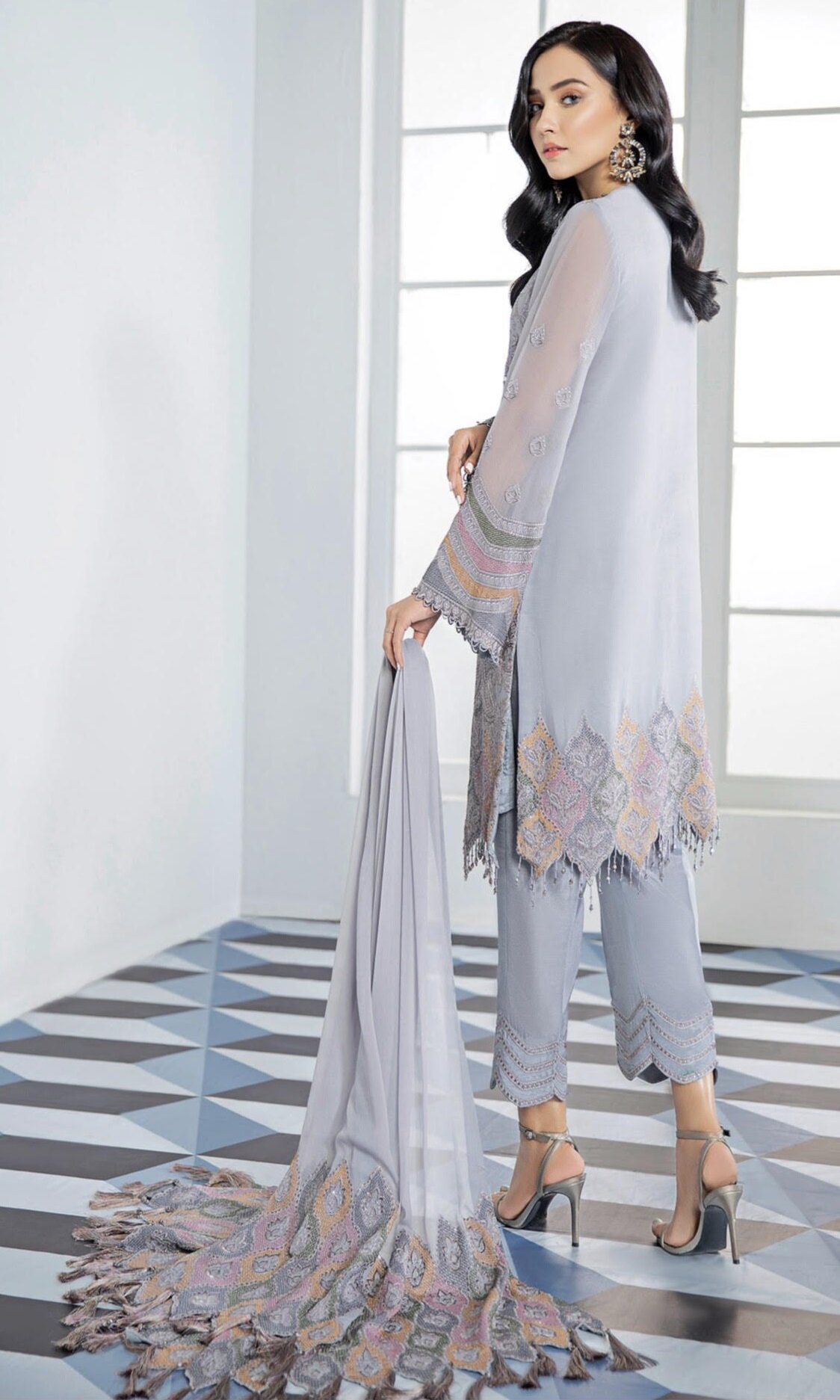 Exclusive Salwar Kameez Loose Unstitch Dress Material Punjabi work suit chiffon. 
