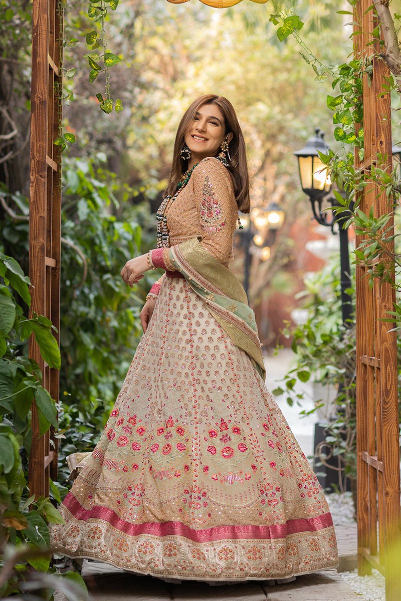 RAN 20 Embroidered Organza Suits Unstitched 3 Piece RR-FH-21-D4 ZAMEEN - Wedding Collection | Latest Pakistani Punjabi Suits Salwar Kameez Designer Wear