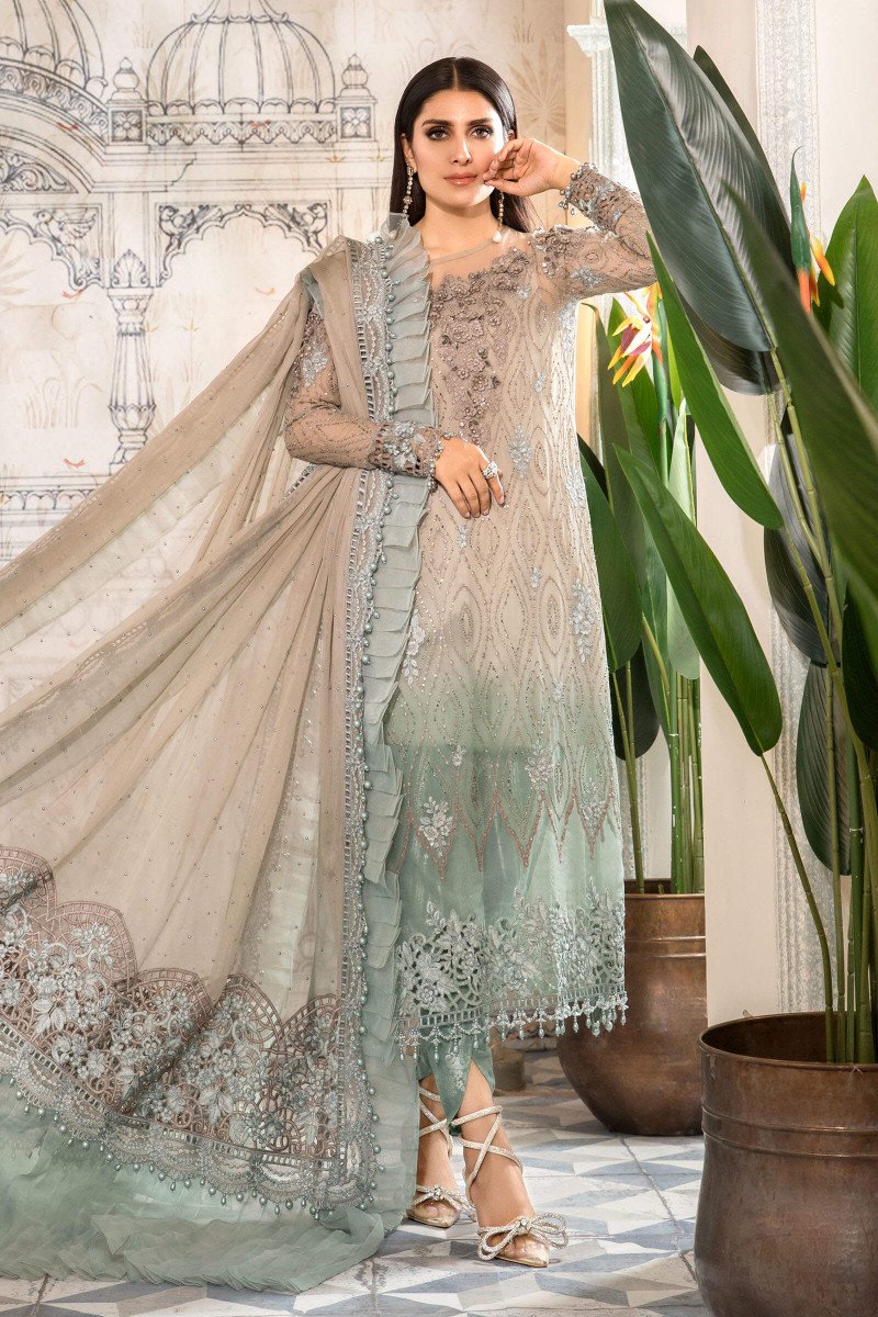 Pakistani Maria B 2018 Latest Chiffon Embroidery Collection Shalwar Kameez Suit 
