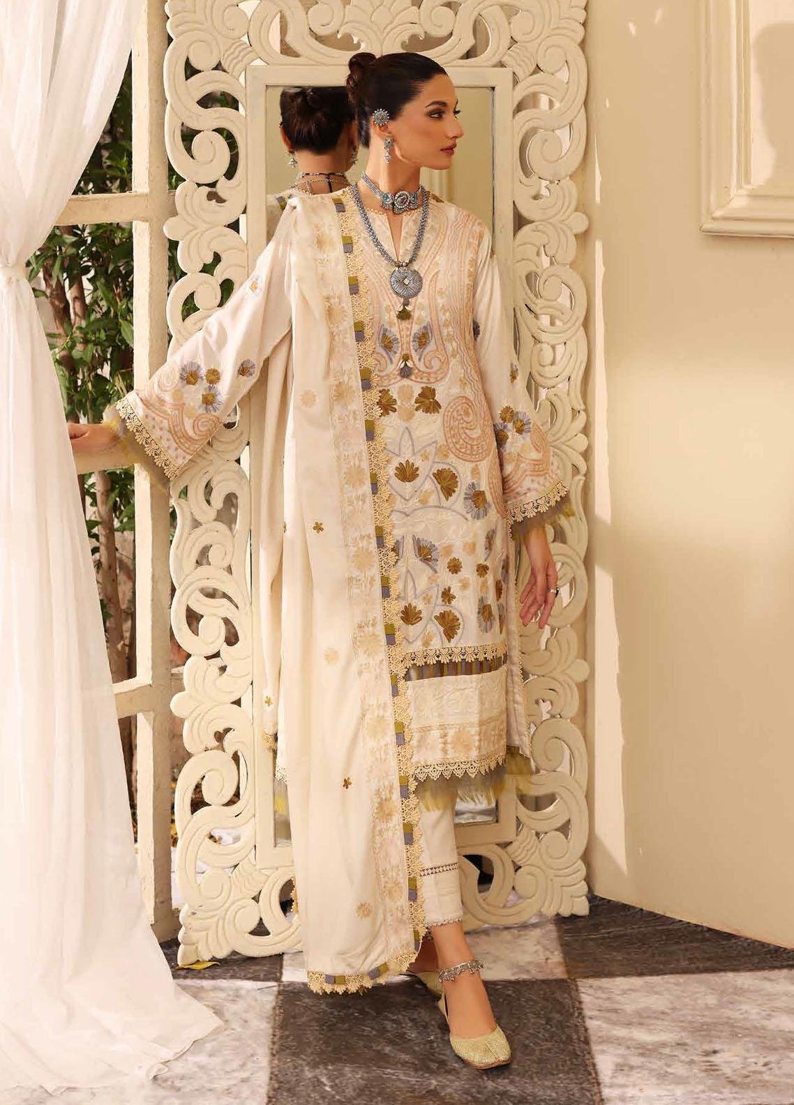 gul-ahmed-pre-wedding-unstitched-collection-2022-ap-22005-_1_.jpg