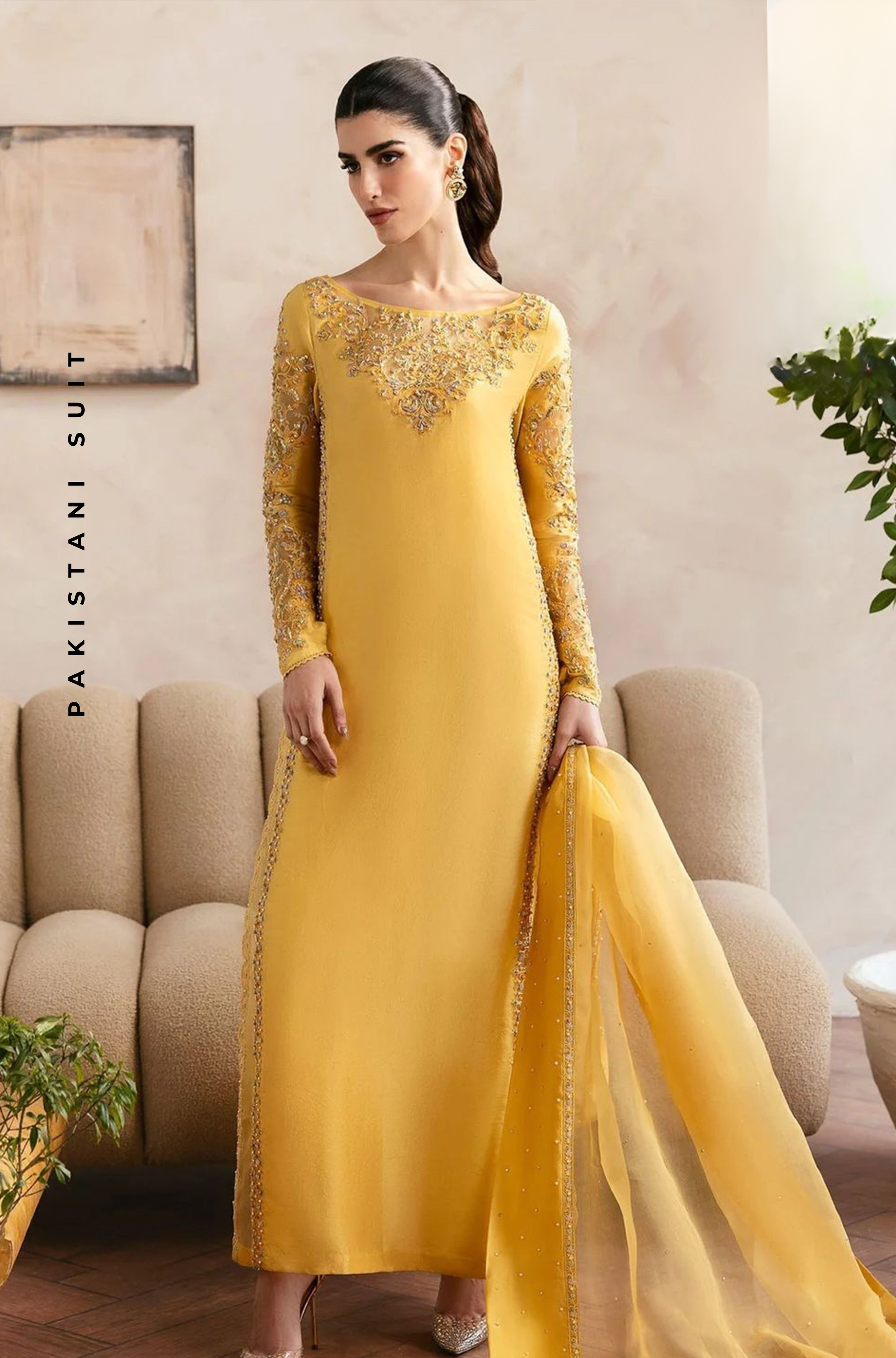 Pakistani Salwar Kameez Latest Articles