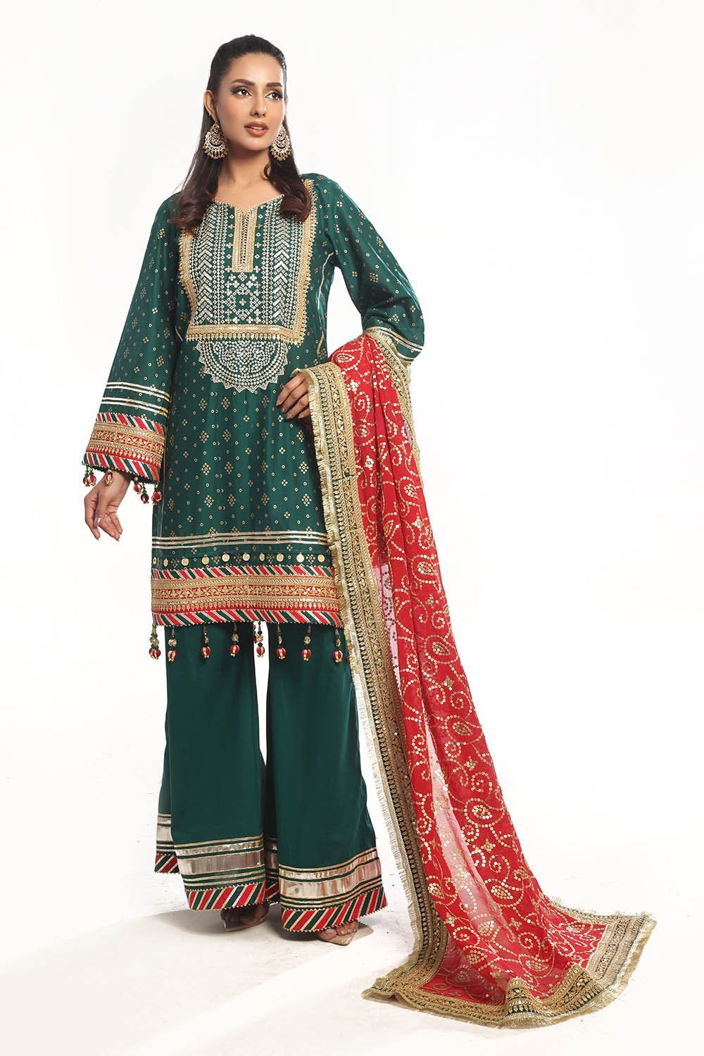 zari-_-sequins-embroidered-chiffon-dupatta-with-cord-embroidered-lace._gold-printed-lawn-gulahmed-full-bm-52024.jpg