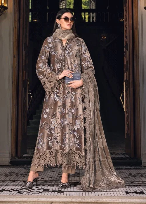 Pakistani 3 piece Velvet Suit D3-V13-Lm-12 || Latest Pakistani Salwar Kameez & Punjabi Suit Designer Wear.