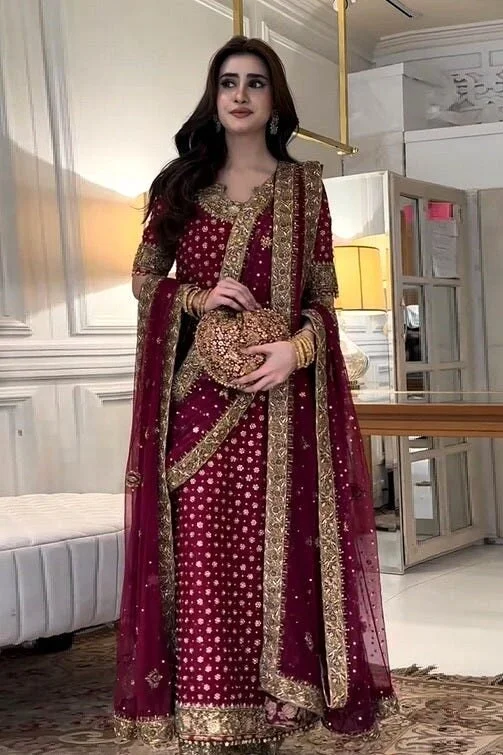 Pakistani Shocking Pink Bridal Collection Chiffon Replica Pak-105 || Latest Pakistani Salwar Kameez & Punjabi Suit Designer Wear.