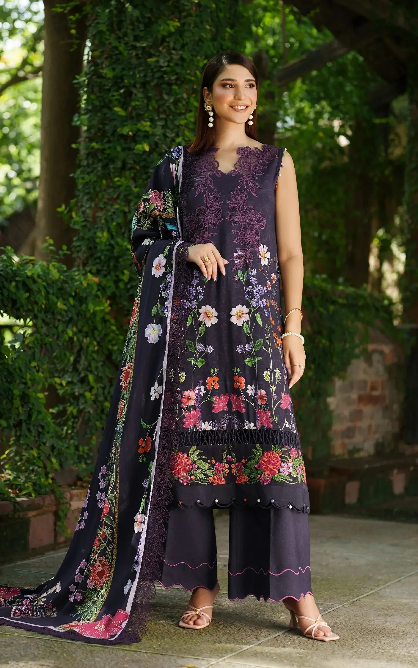 Pakistani Winter Rose | 3pcs Embroidered Unstitched Winter Eel-72 | Latest Pakistani Punjabi Suits and Salwar Kameez Designer Wear