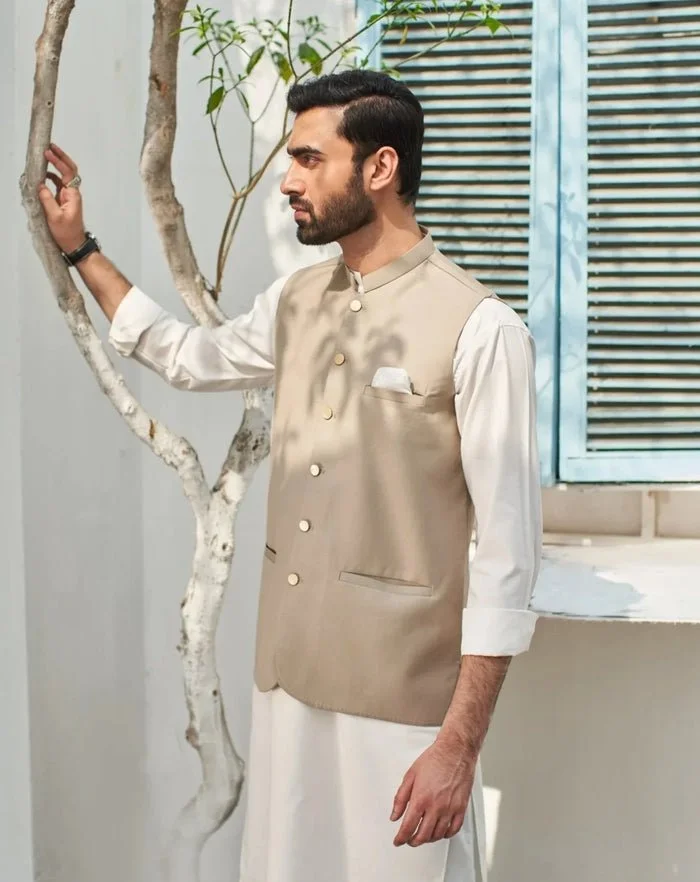 Pakistani Muraqsh Plain Off White Blended 3 Piece Suit || Latest Pakistani Salwar Kameez