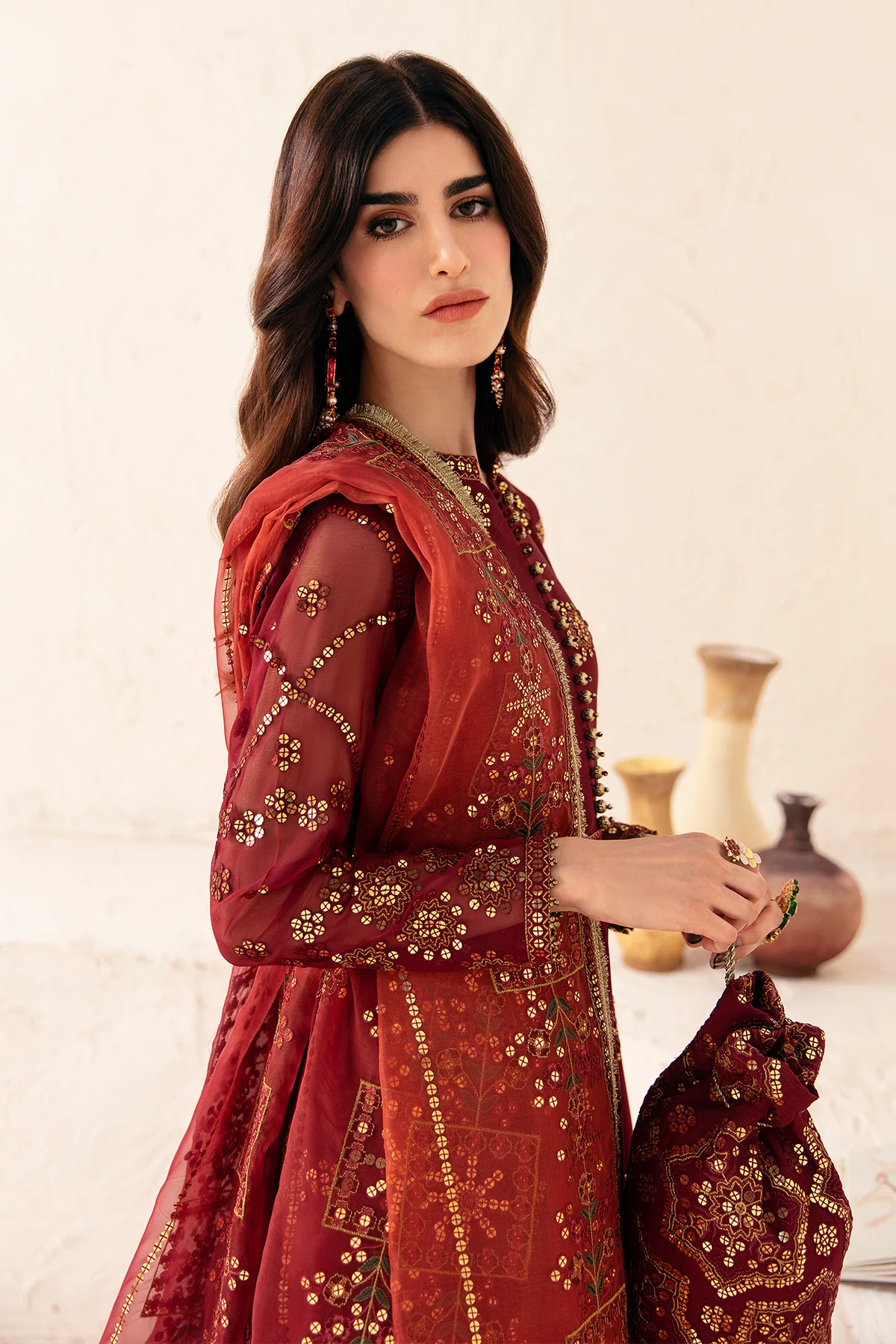 red-4_33f5445d-e5f8-4f02-84ec-0f2cb57f7f03.jpg