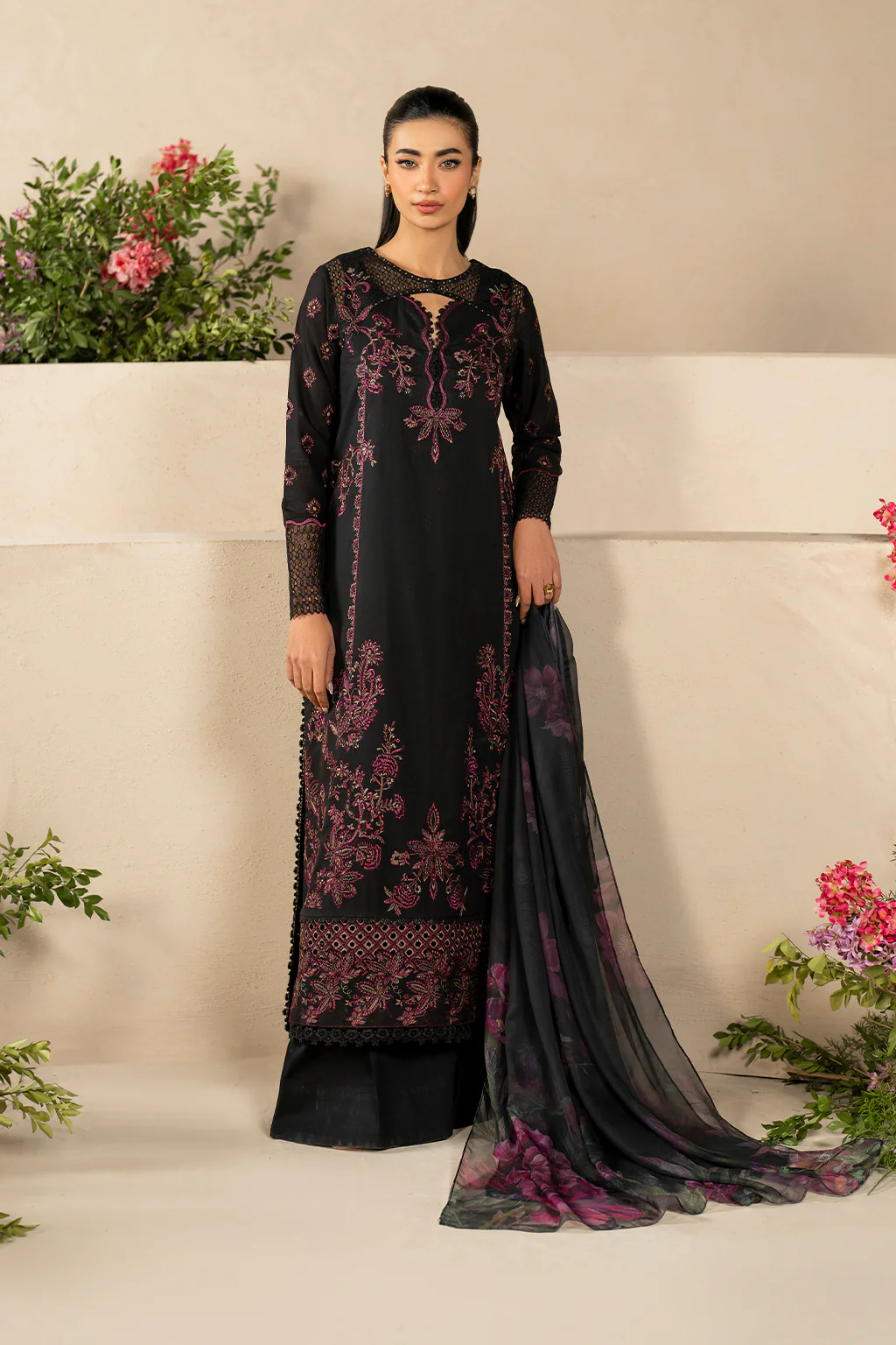 Pakistani Embroidered Lawn Collection - EFL-03 Embroidered Lawn - Latest Pakistani Salwar Kameez Punjabi Suit Designer Wear.