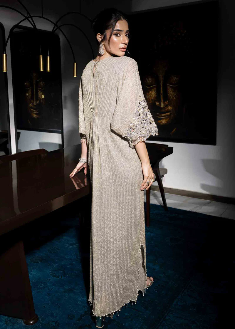 Silivi_Gery_Female_LUXURY_FORMAL_Dress.jpg