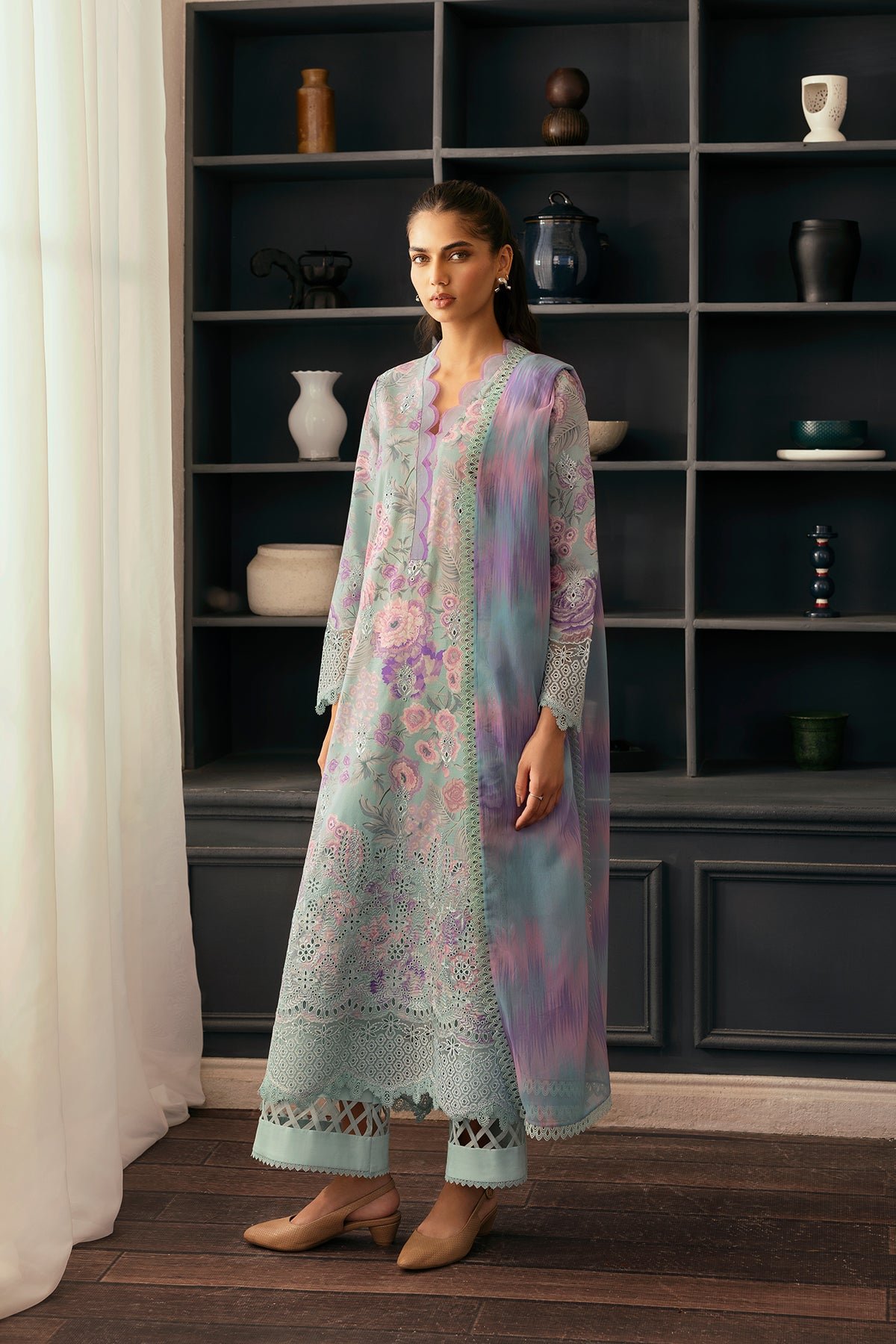 Pakistani Embroidered Lawn Suit Unstitched Light Drenched_Zeh-94 | Latest Pakistani Punjabi Suits Salwar Kameez Designer Wear.
