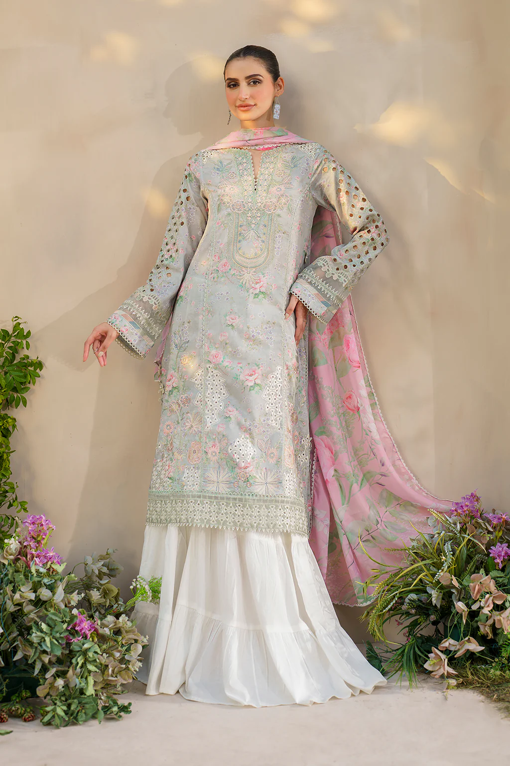 Pakistani Embroidered Lawn Collection - SFL-07 Embroidered Lawn - Latest Pakistani Salwar Kameez Punjabi Suit Designer Wear.