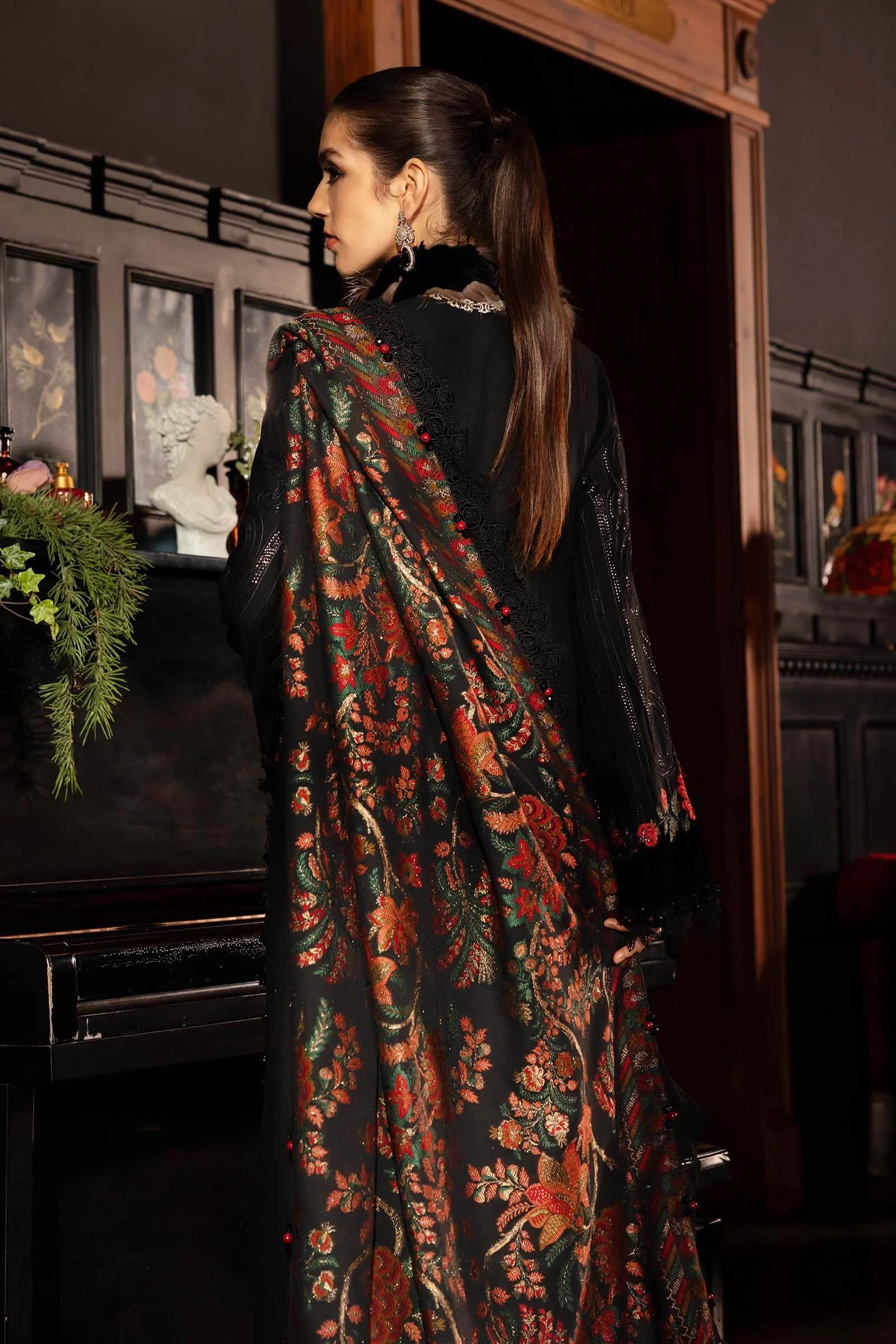 D-9Back_D_2400x2400.jpg