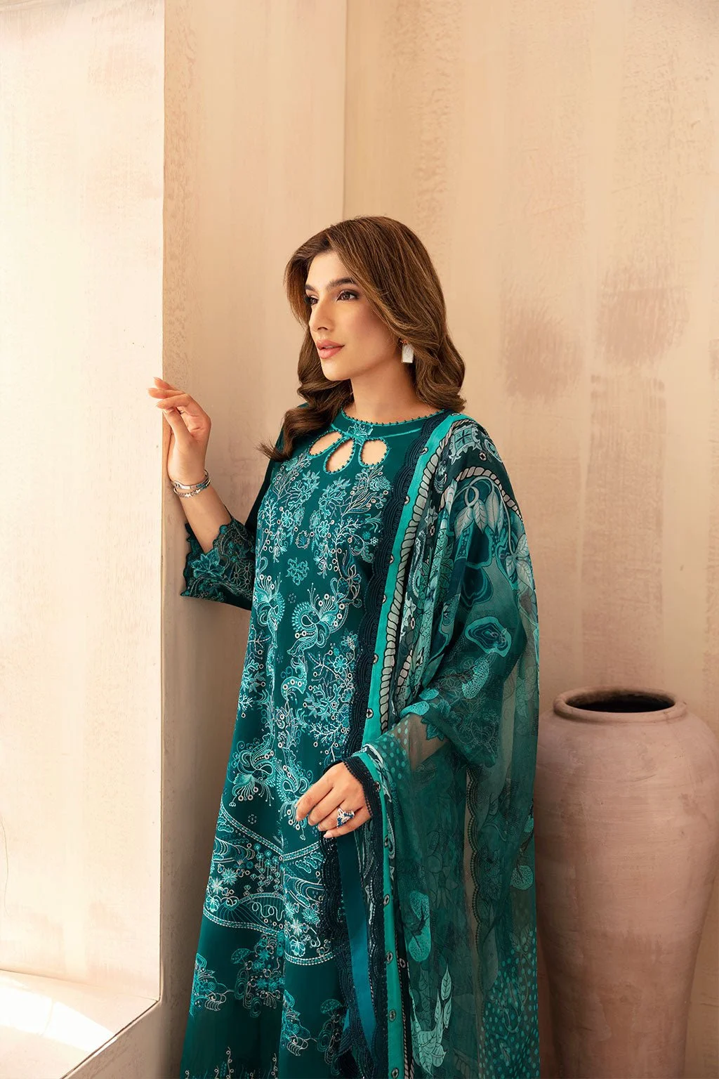 resize-andaaz-2.jpg