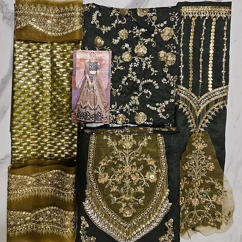 992d76_35ba6d6a4b09420fb2d83335e7c221e2~mv2.jpg (Copy)