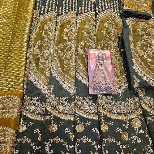 992d76_995ca7c818cb4accb6c40cf28002ce88~mv2.jpg (Copy)