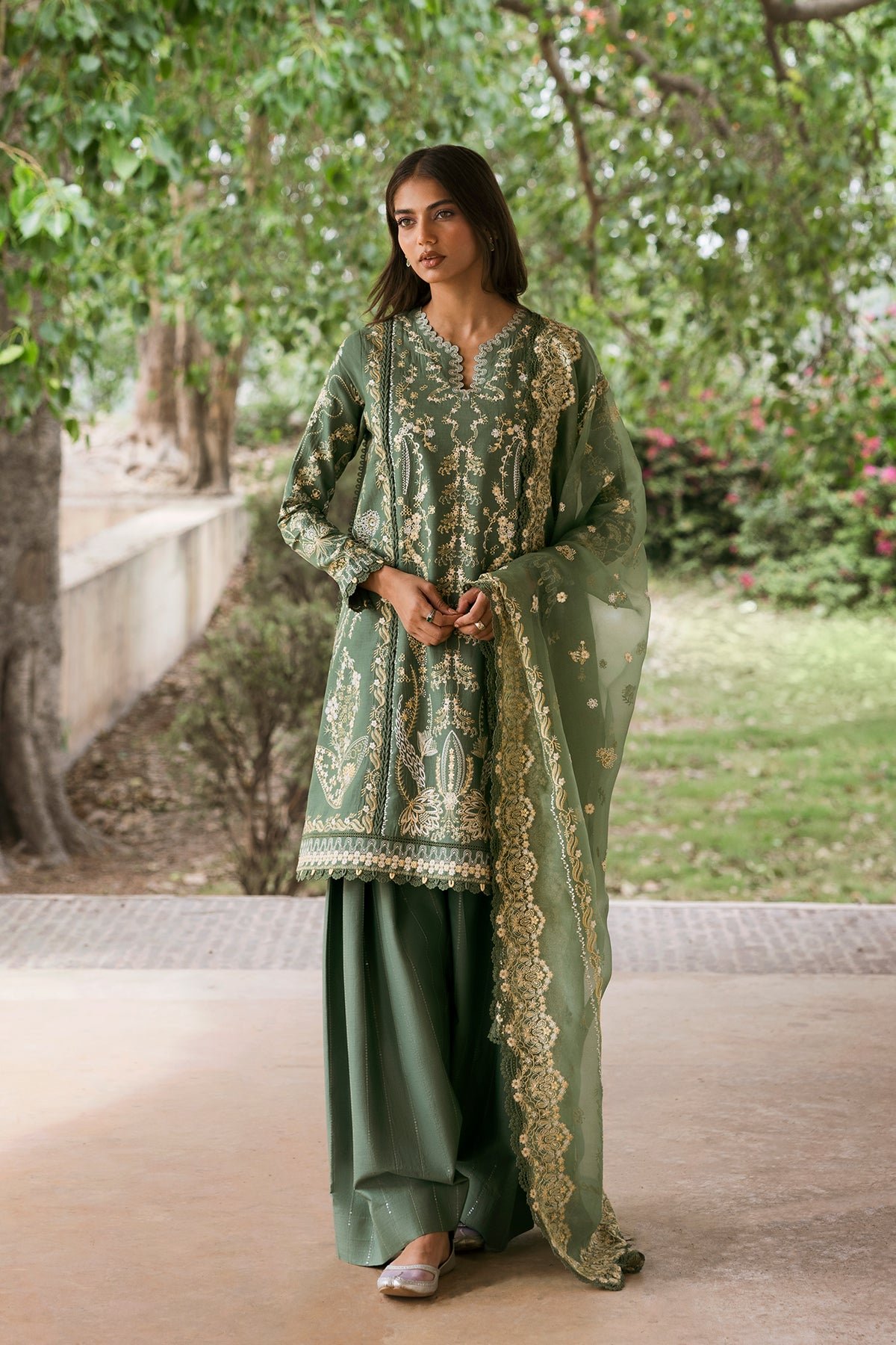 Pakistani Embroidered Lawn Suit Unstitched Waadha-Zeh-103 | Latest Pakistani Punjabi Suits Salwar Kameez Designer Wear.