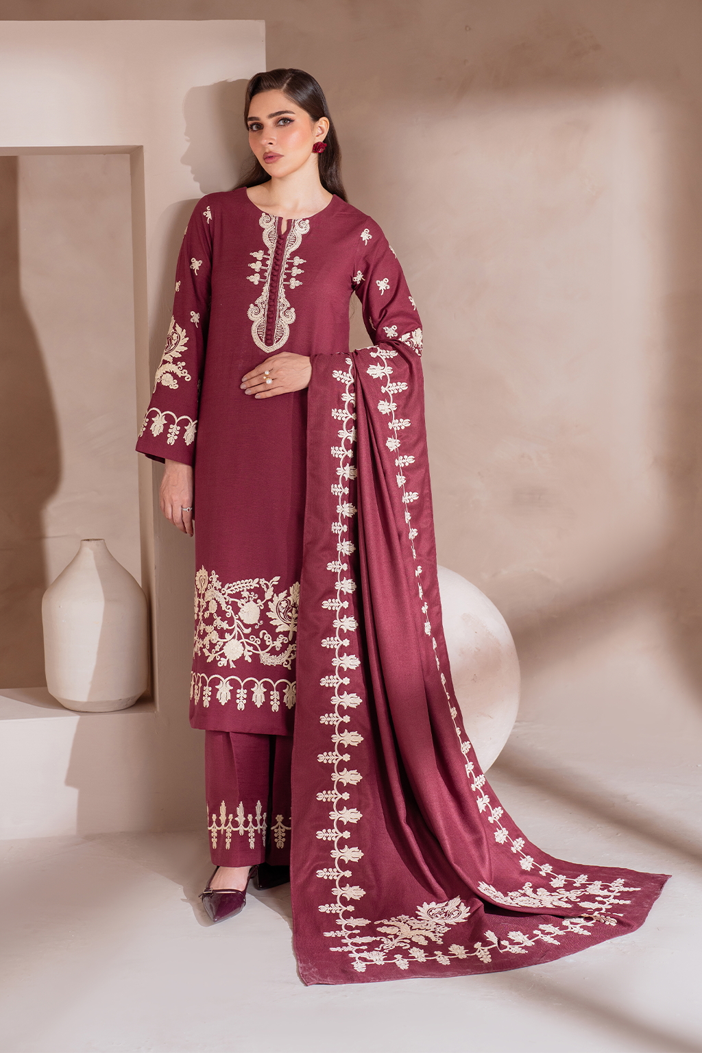 Pakistani Embroidered Khaddar UE-362 Unstitched 3-Piece - Izn-05 | Latest Pakistani Design Salwar Kameez Punjabi Suit Designer Wear