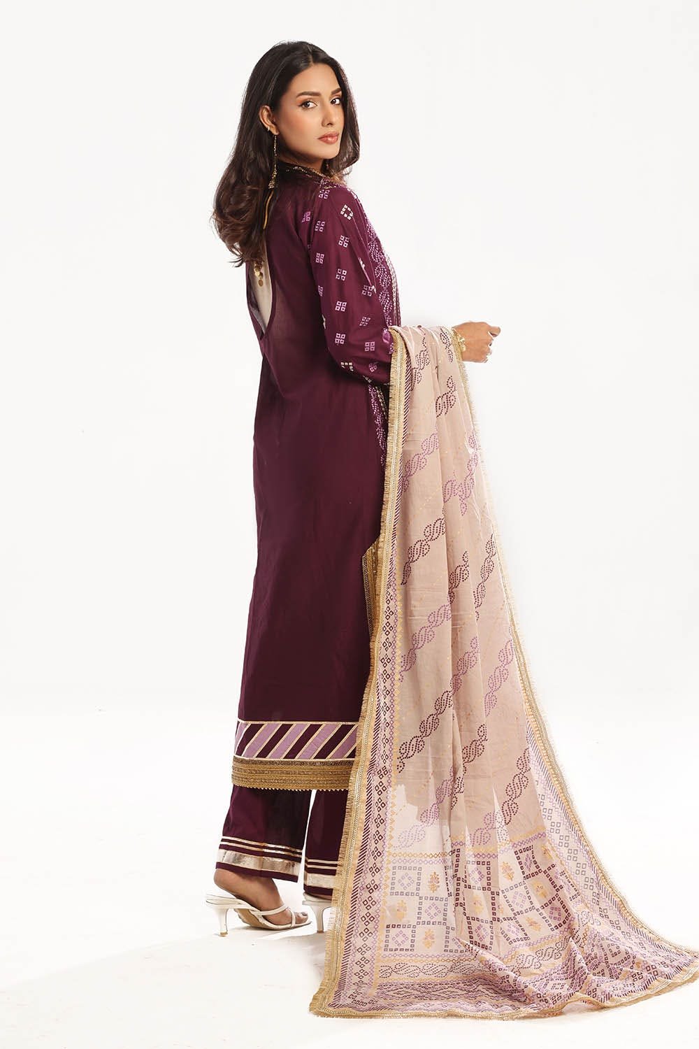 gold-printed-lawn-dupatta-zari-embroidered-lawn-gulahmed-back-cl-52413.jpg