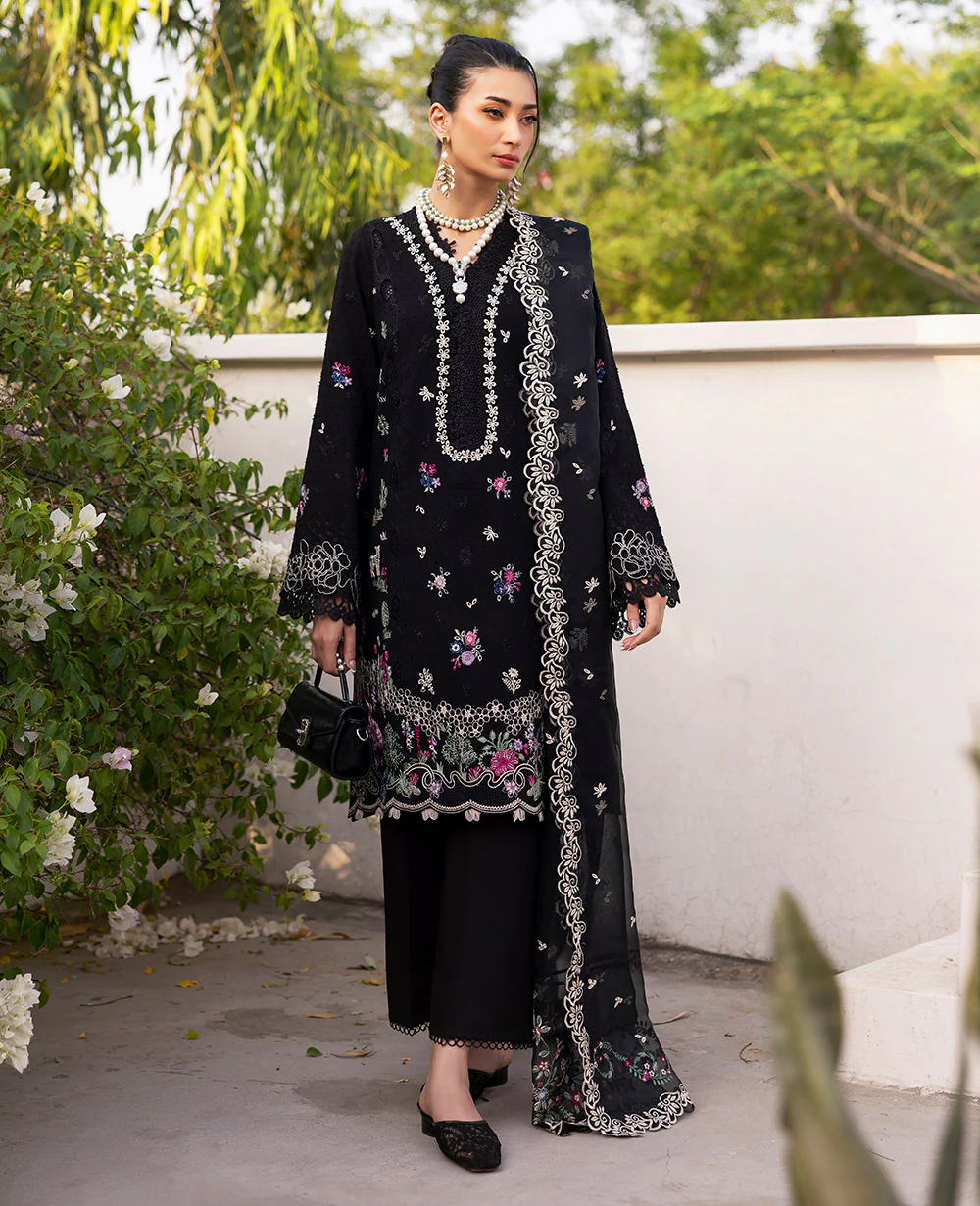Pakistani Unstitched Embroidered Suits Unstitched 3 Piece | M-152 | Latest Pakistani Punjabi Suits Salwar Kameez Designer Wear.