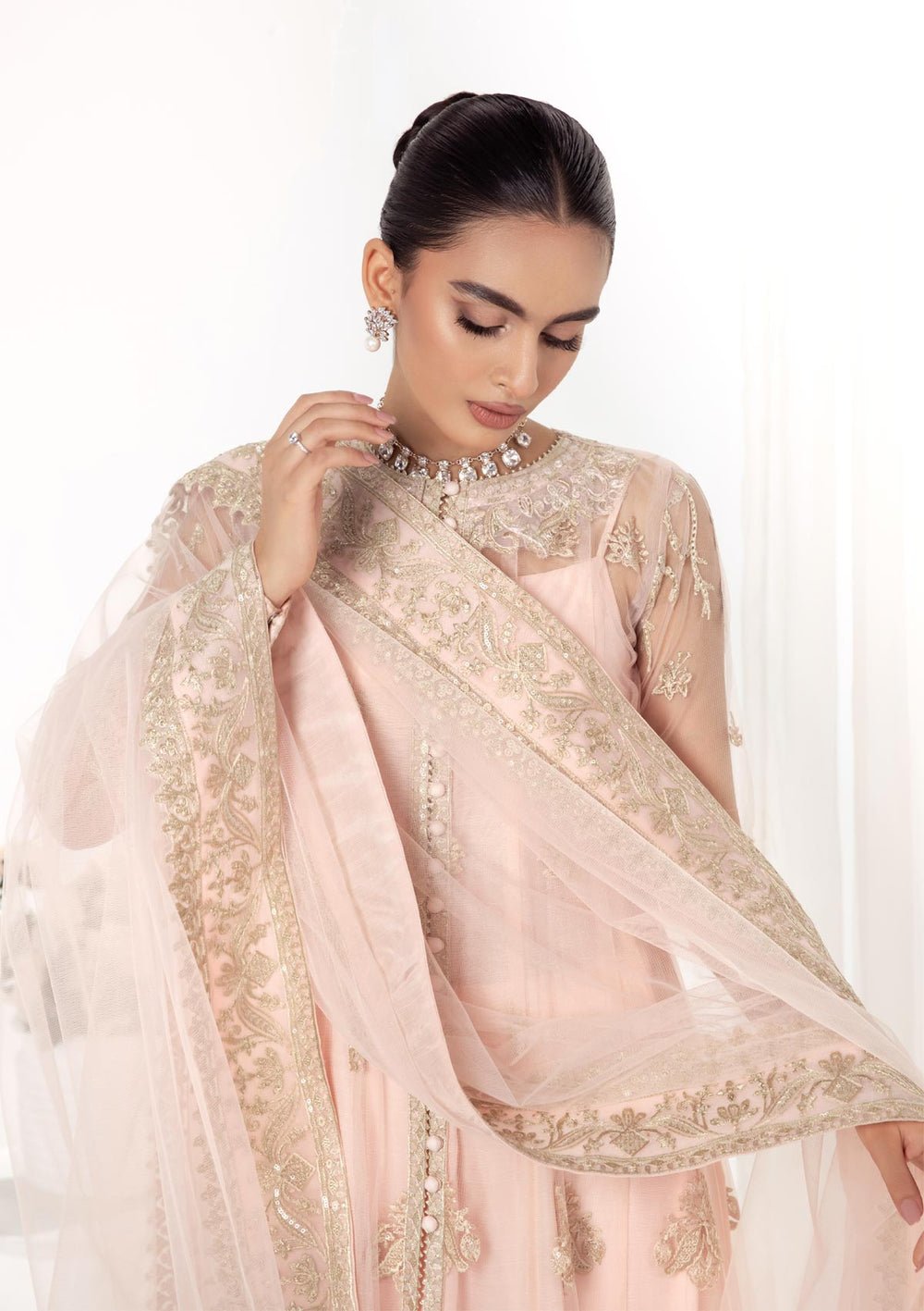 aik-atelier-unstitched-2022-vol-1-look-01-4.jpg