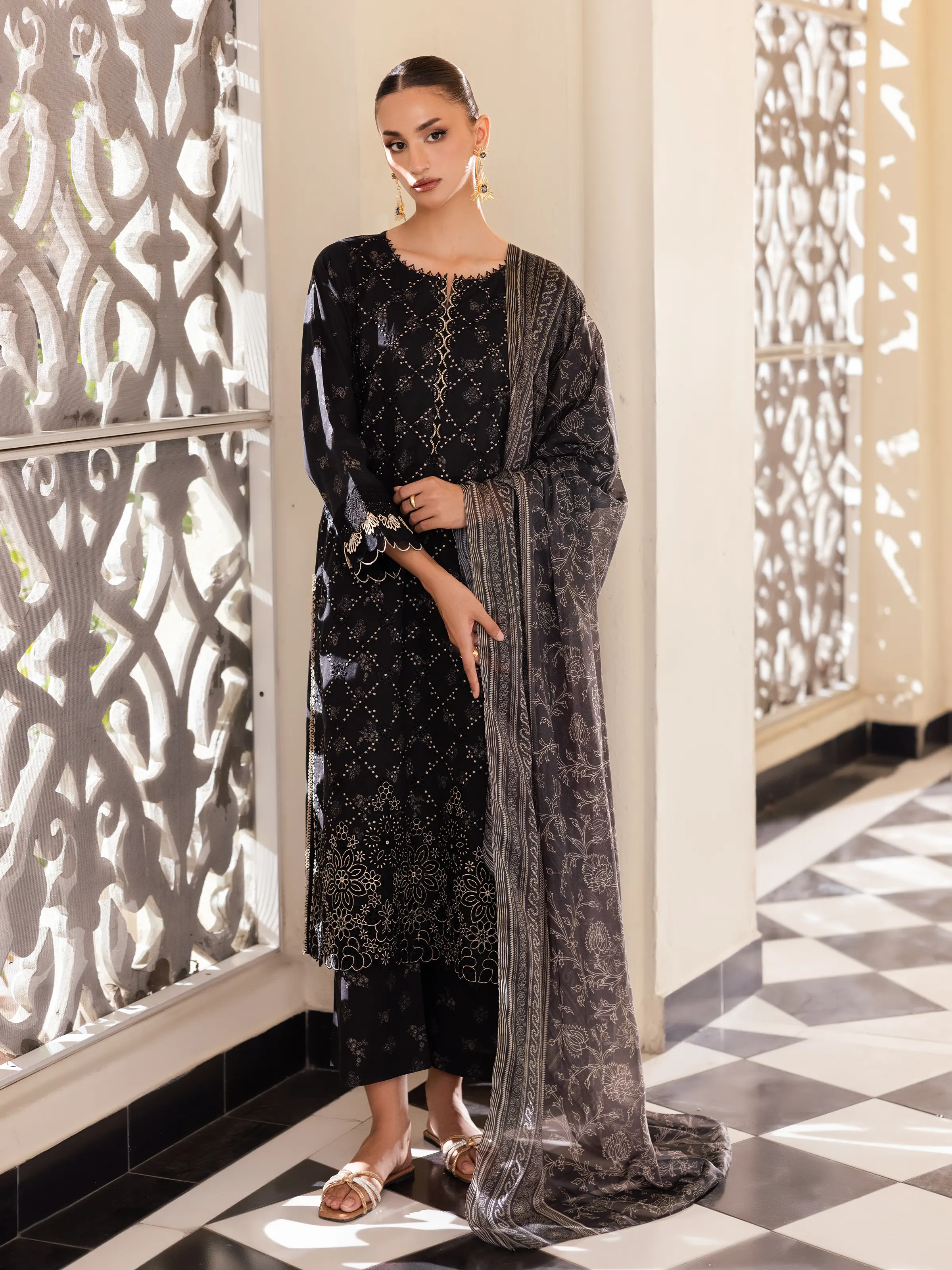 Pakistani Embroidered 3Pc Suit - Unstitched Black Embroidered Lawn 3 Piece | Latest Pakistani Punjabi Suit Salwar Kameez Designer Wear.