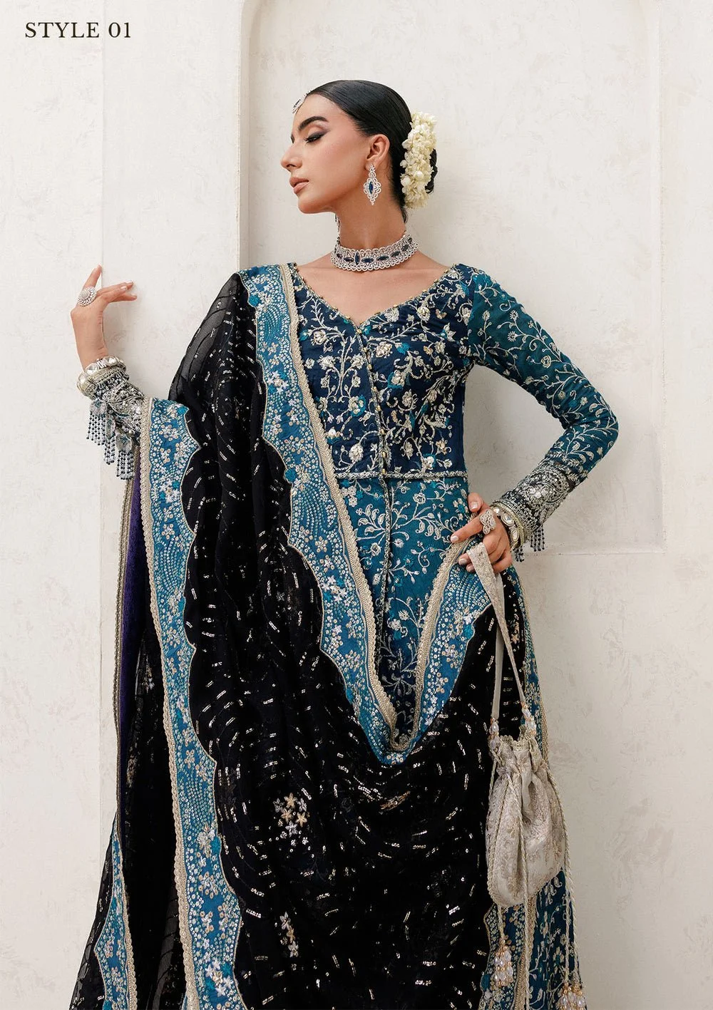 aik-atelier-wedding-festive-25-vol-2-look-09-4.jpg