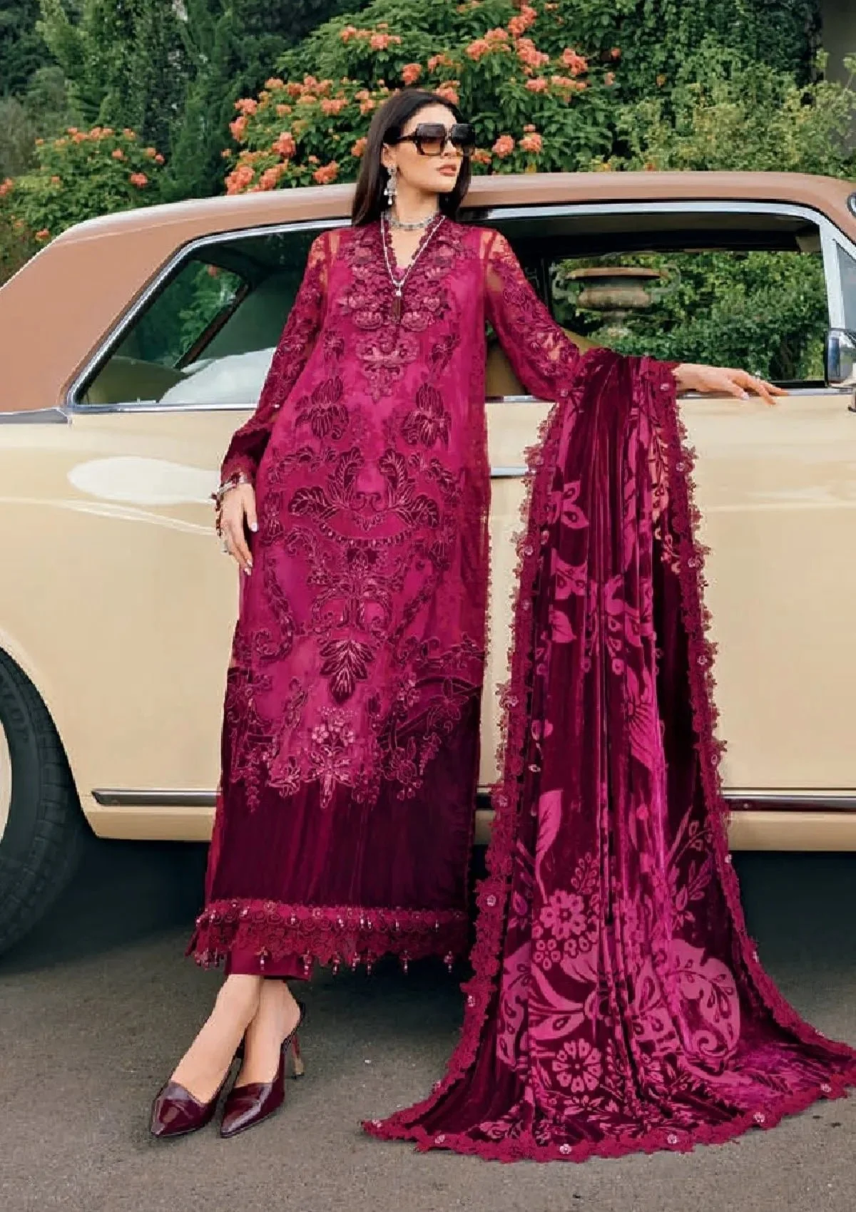 Pakistani Winter Luxe Maroon Chantilly & Velvet Suit B-153 || Latest Pakistani Salwar Kameez & Punjabi Suit Designer Wear