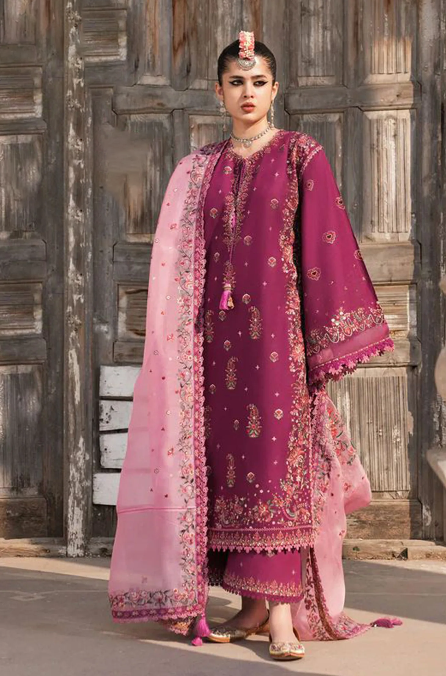 Pakistani Plum Embroidered Luxury Lawn - 3 Piece Suit - Hus - 1012 | Latest Pakistani Salwar Kameez.