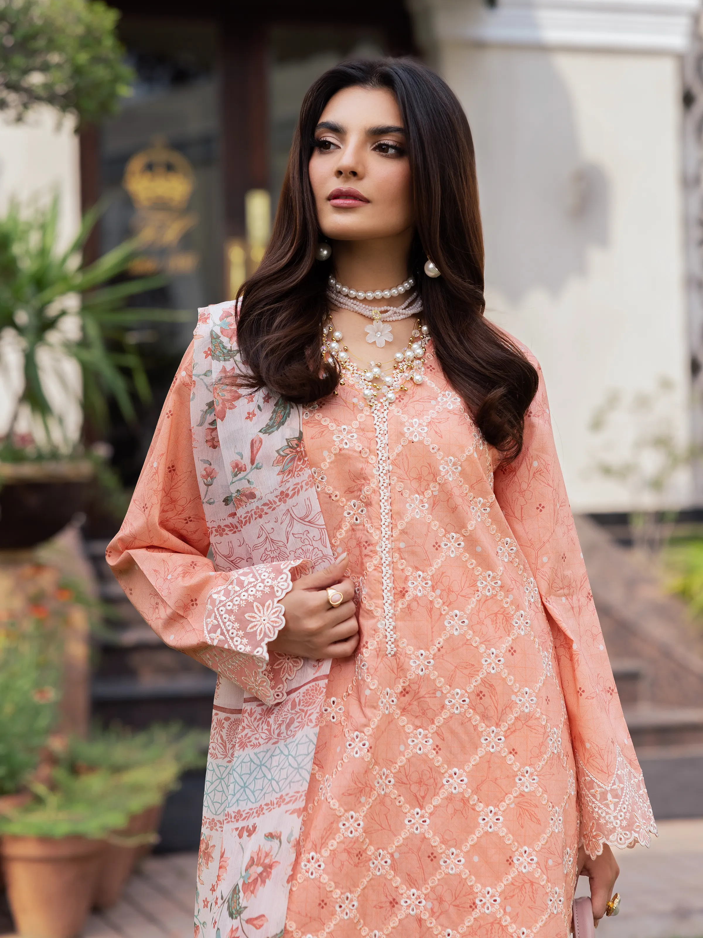 25_W_WomanUnStitched_EWU5V1-31400-3P_6.jpg