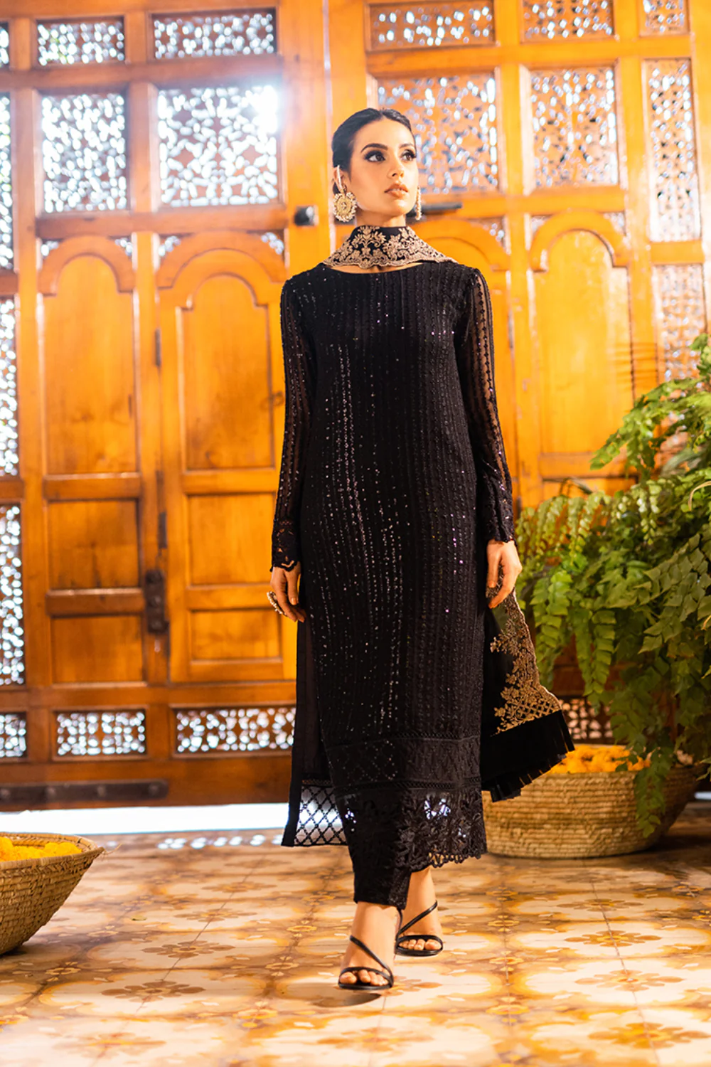 OnyxDove_10_-IqraAziz-AzureLuxeEmbroidered3pcs-FestiveCollection_1512x.jpg