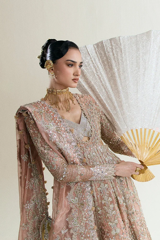 07Mahveen_667x1000.webp