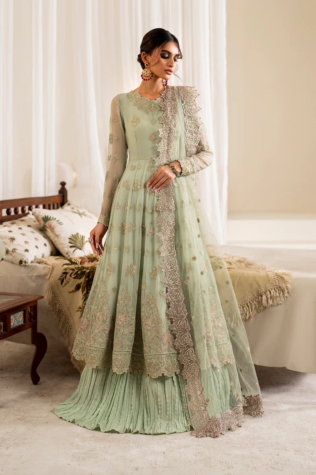 Pakistani Embroidered Collection'24 By Iznik UE-286-Izn-24 | Latest Pakistani Salwar Kameez Punjabi Suit Designer Wear