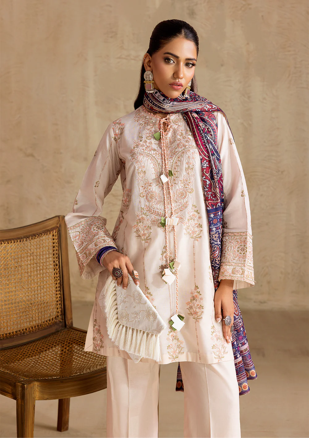 aik-atelier-rtw-lawn-25-vol-1-look-09-2.jpg