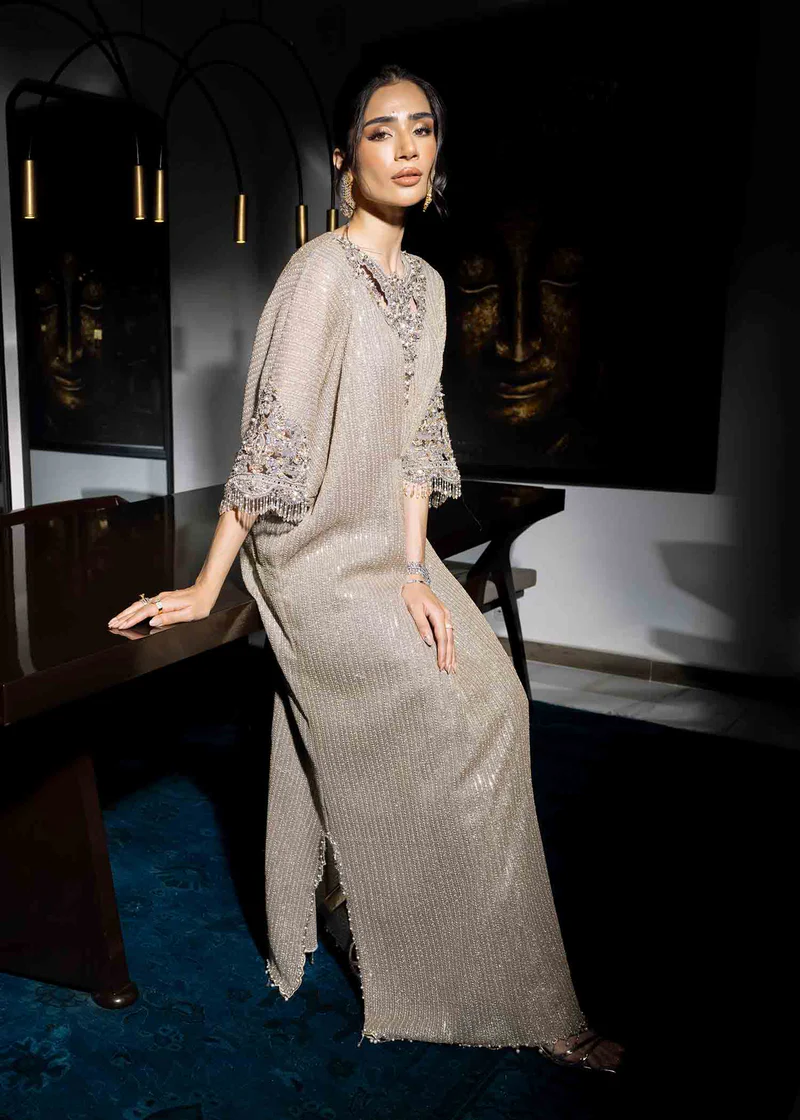 Silivi_Gery_Female_LUXURY_FORMAL.jpg