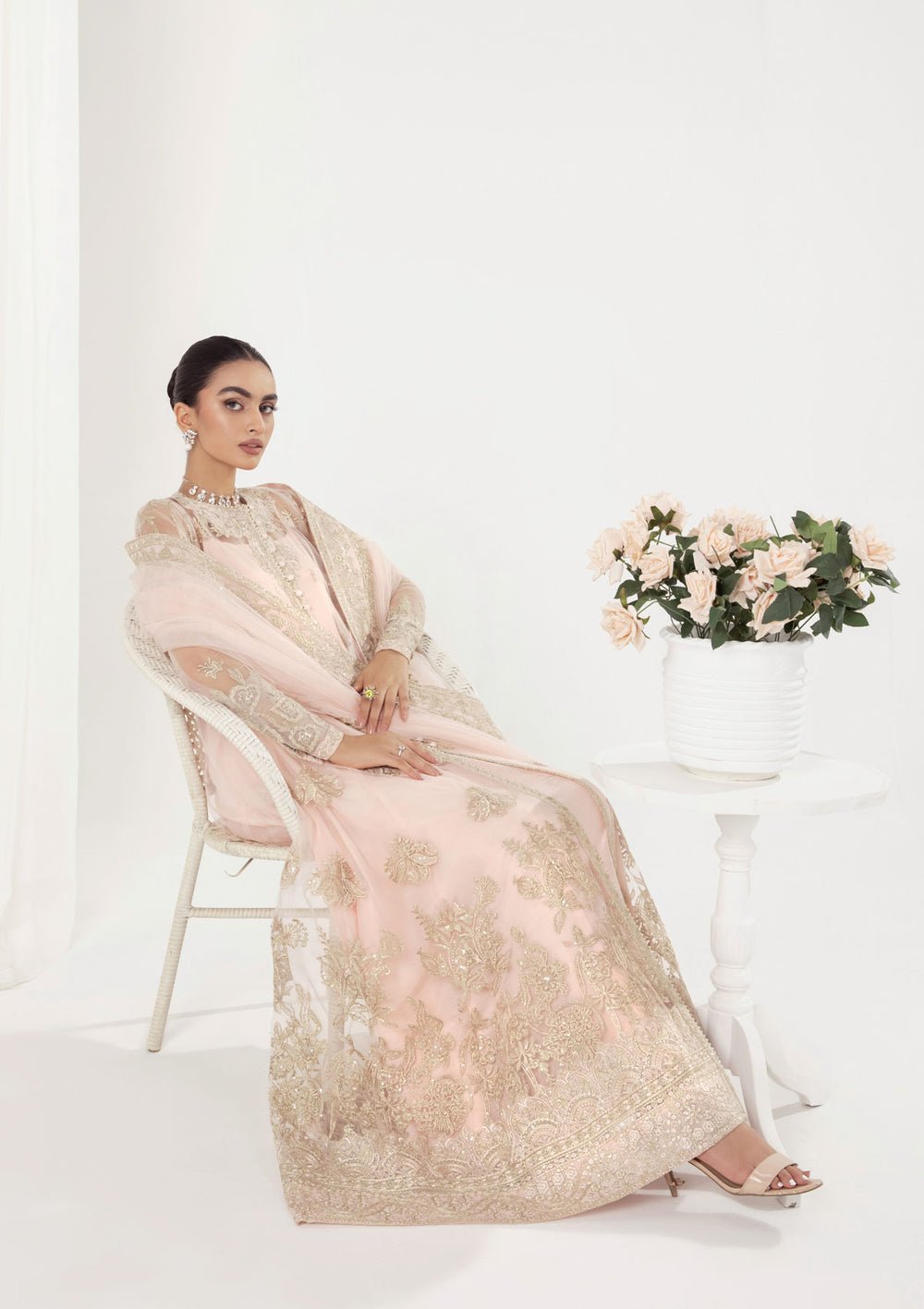 aik-atelier-unstitched-2022-vol-1-look-01-2.jpg