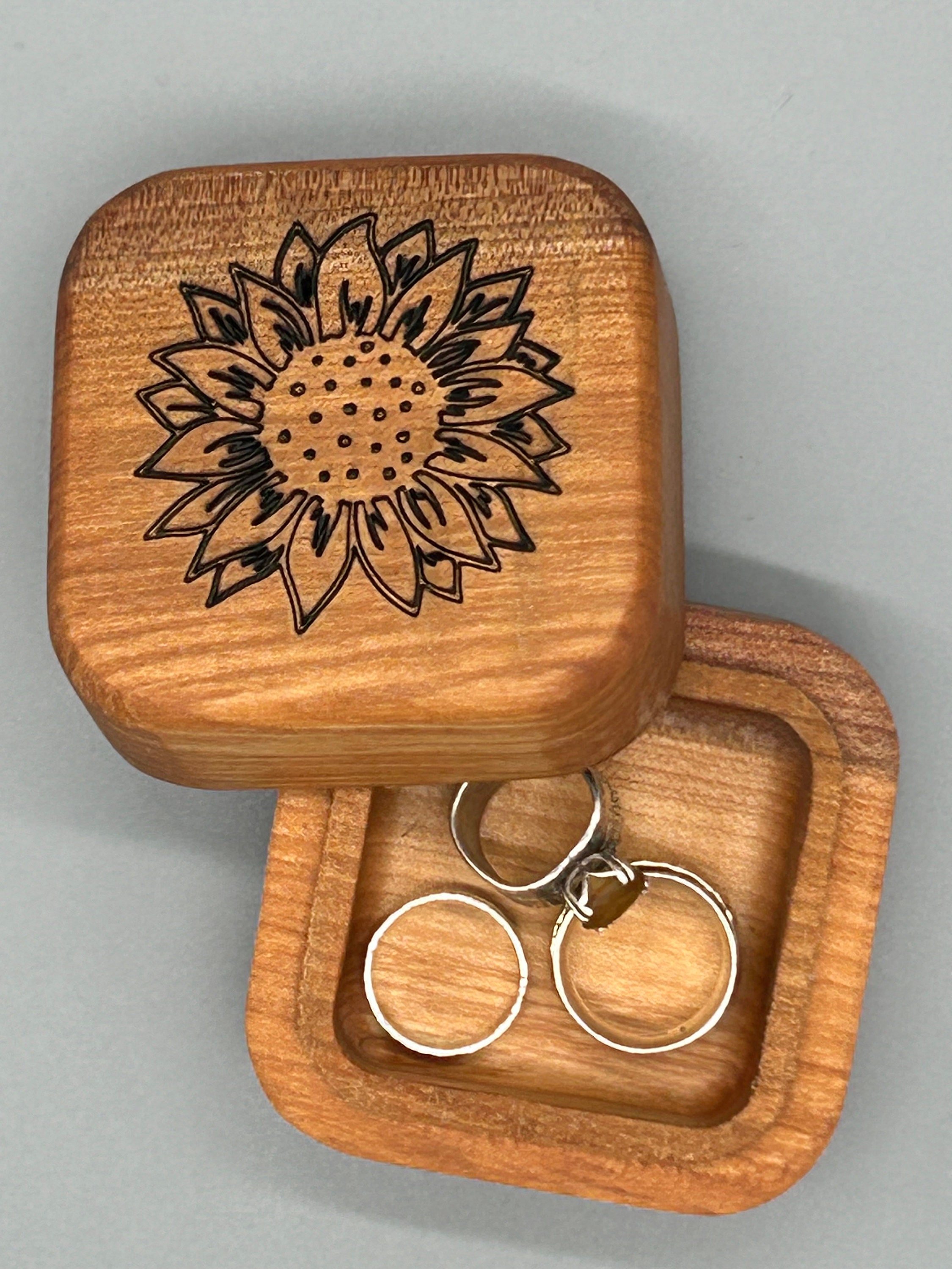 https://i.etsystatic.com/48573266/r/il/fd4a02/6163112579/il_fullxfull.6163112579_l8mq.jpg