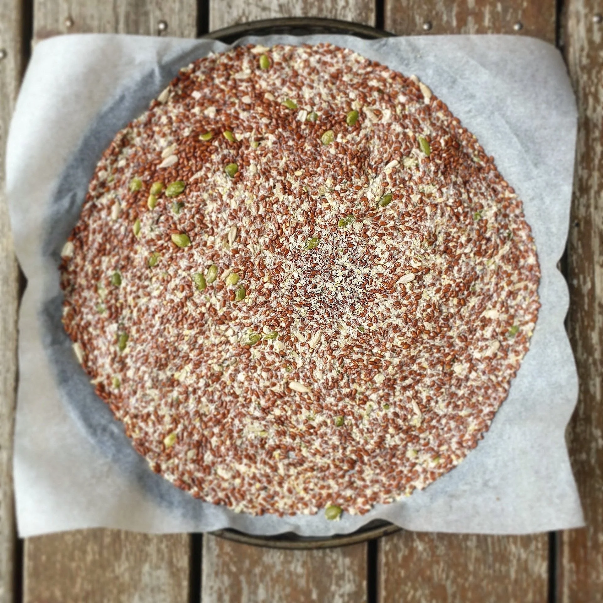 3 Ingredient Paleo Flaxseed Crackers