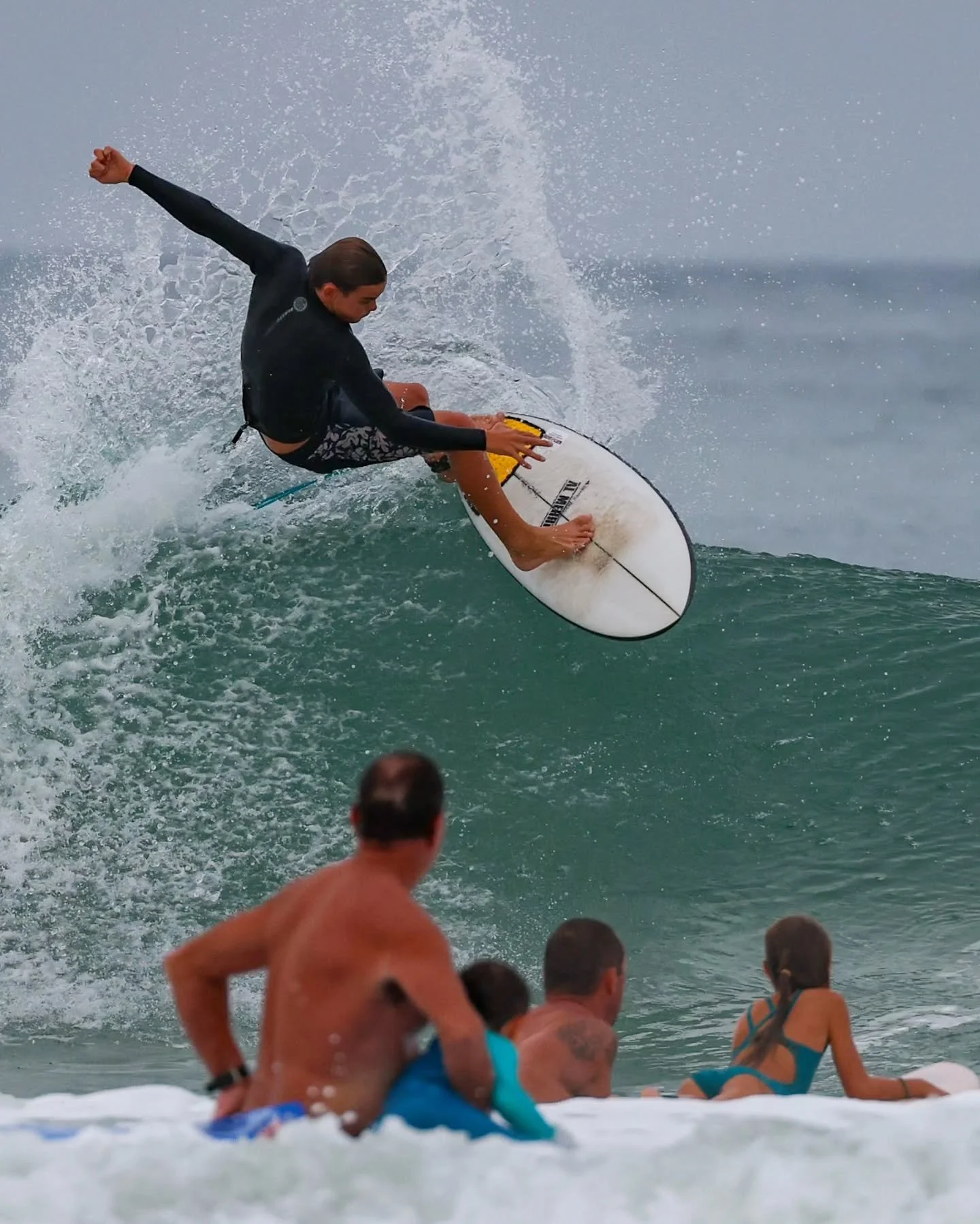JUNIOR DEVELOPMENT SESSION 1 

A couple of 📸 from this arvo. 

Massive thanks to everyone who attended today. 

Great to see so many of our Juniors ripping in super fun waves in stunning calm and glassy conditions. (a fair few close outs though and 