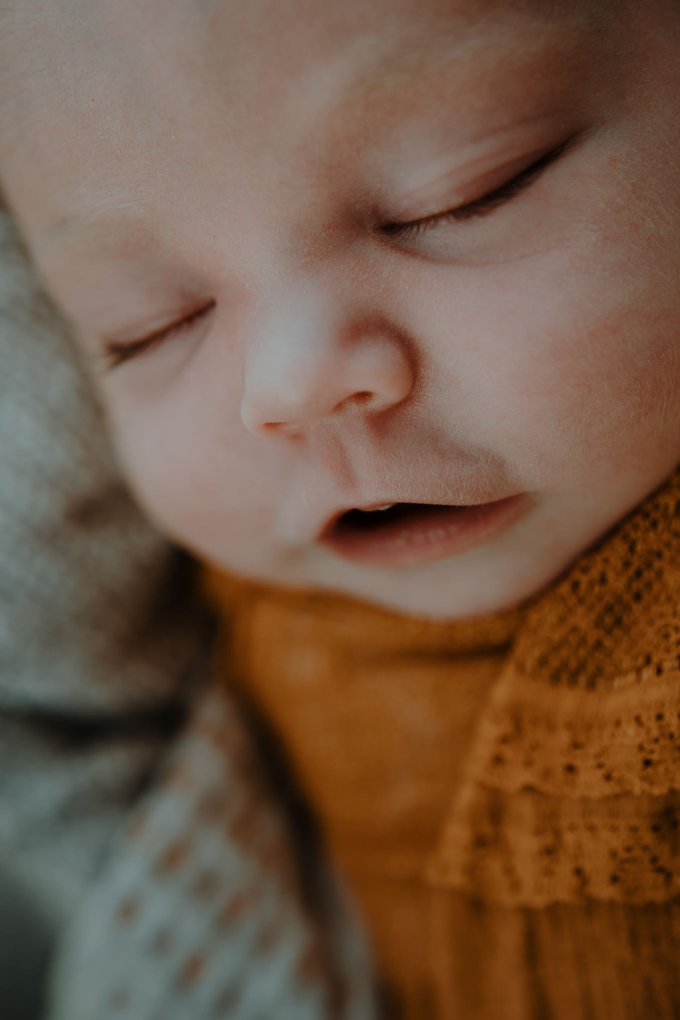 The-snug-sessions-NI-Newborn-Photographer-belfast-A-7.jpg