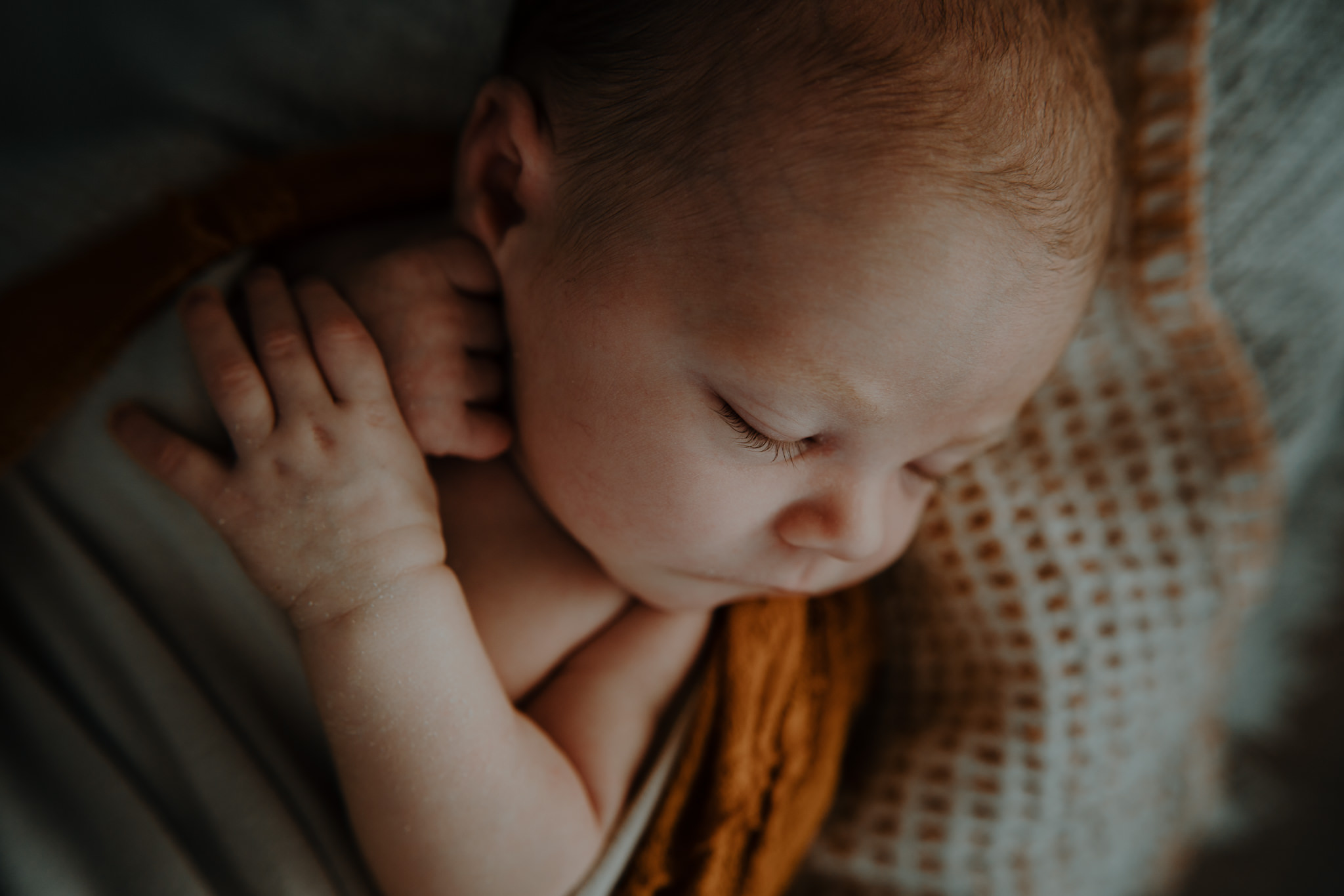 The-snug-sessions-NI-Newborn-Photographer-belfast-A-24.jpg