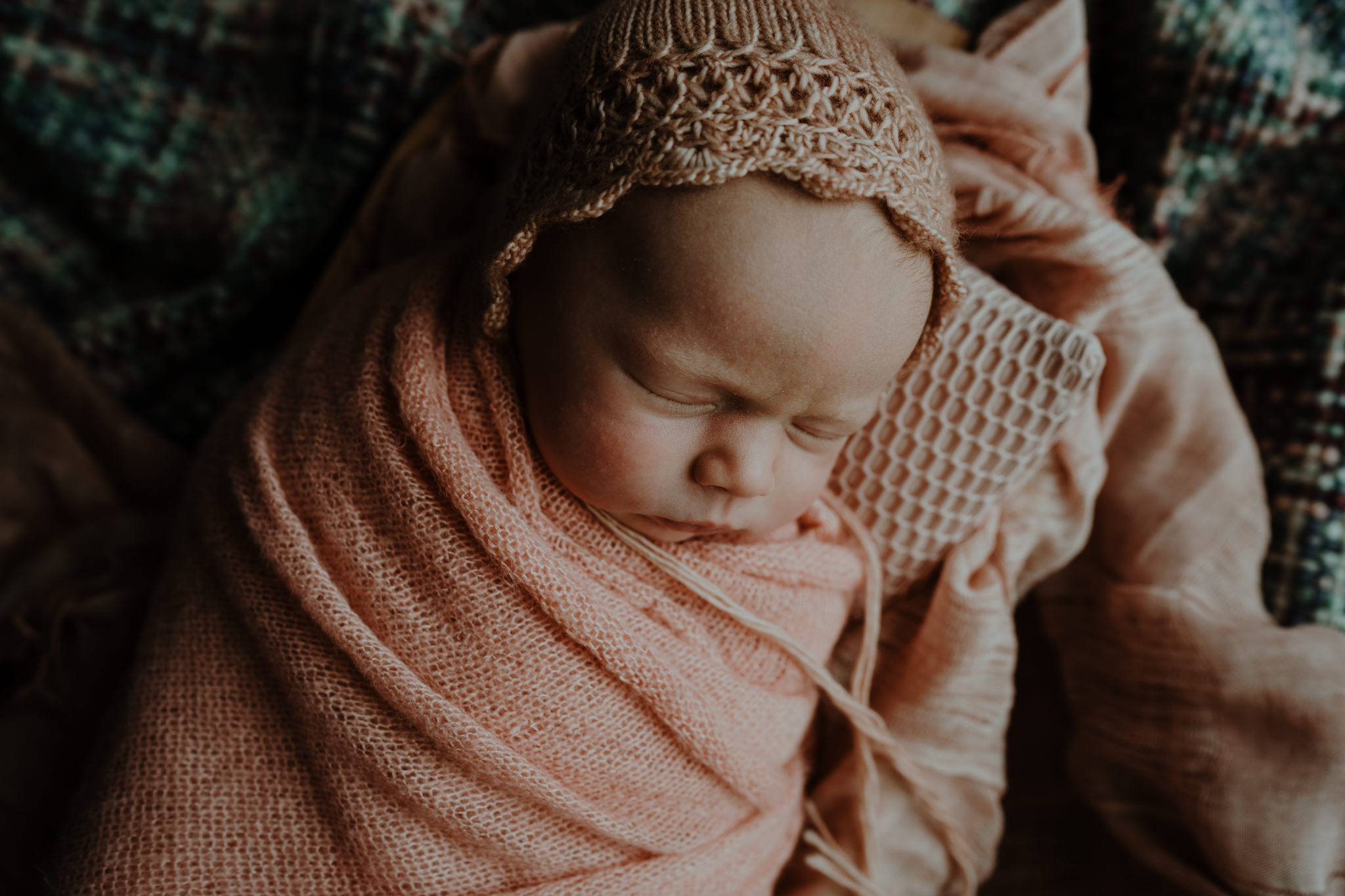 newborn-photographer-belfast-the-snug-sessions-Nora-2.jpg