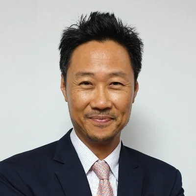 Portrait of Dr Kee Park
