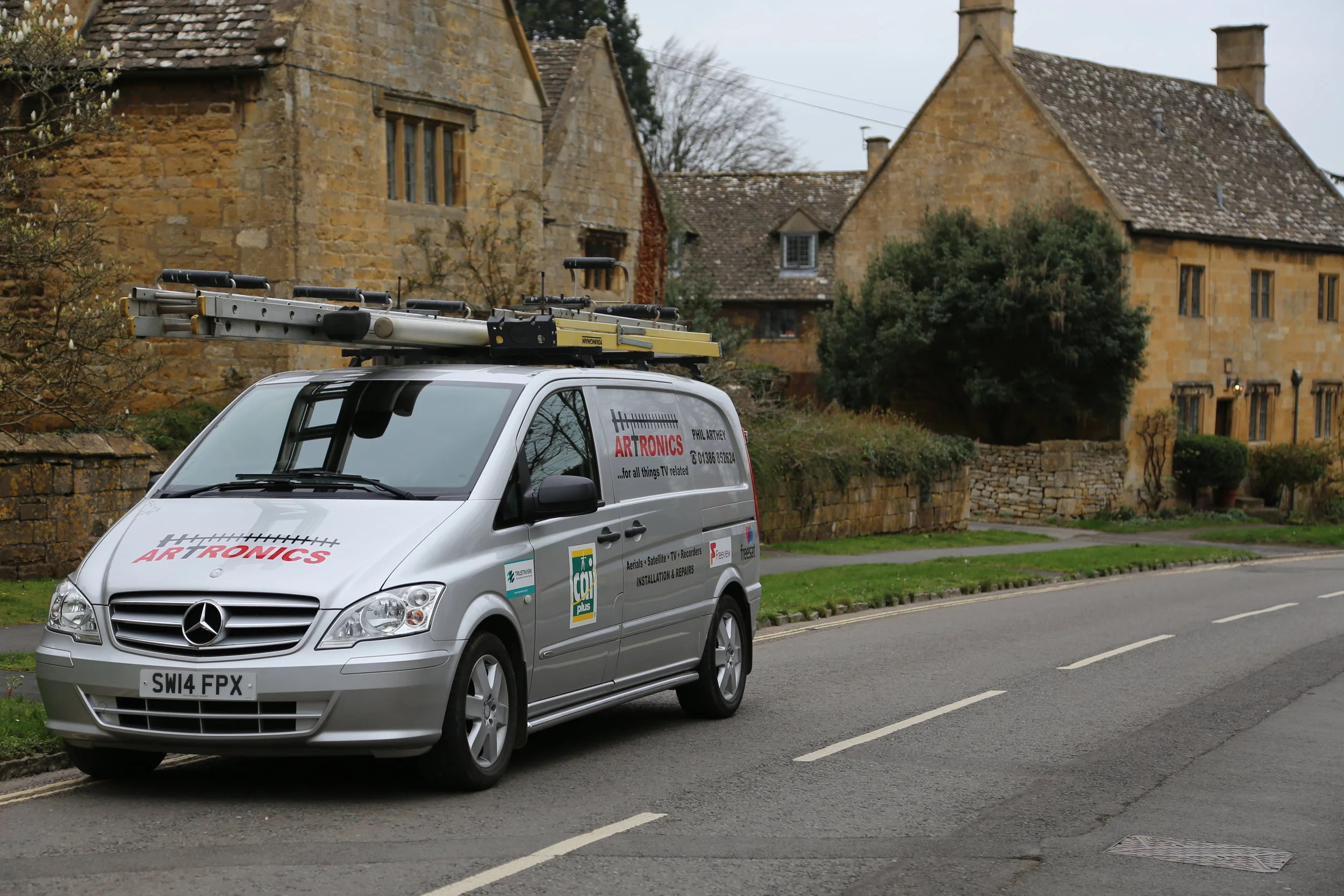 Artronics aerials Broadway